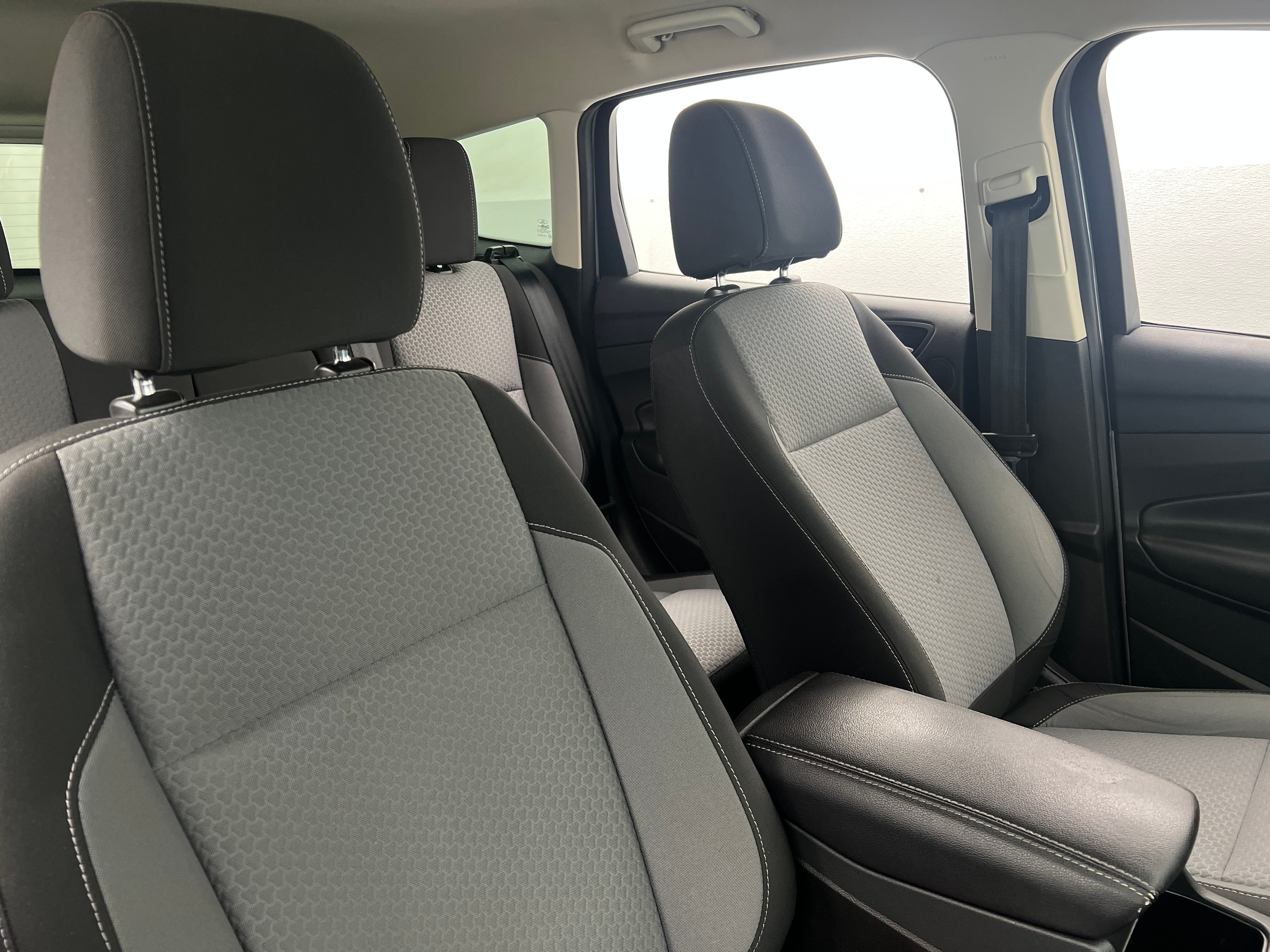 2017 Ford Escape SE 2