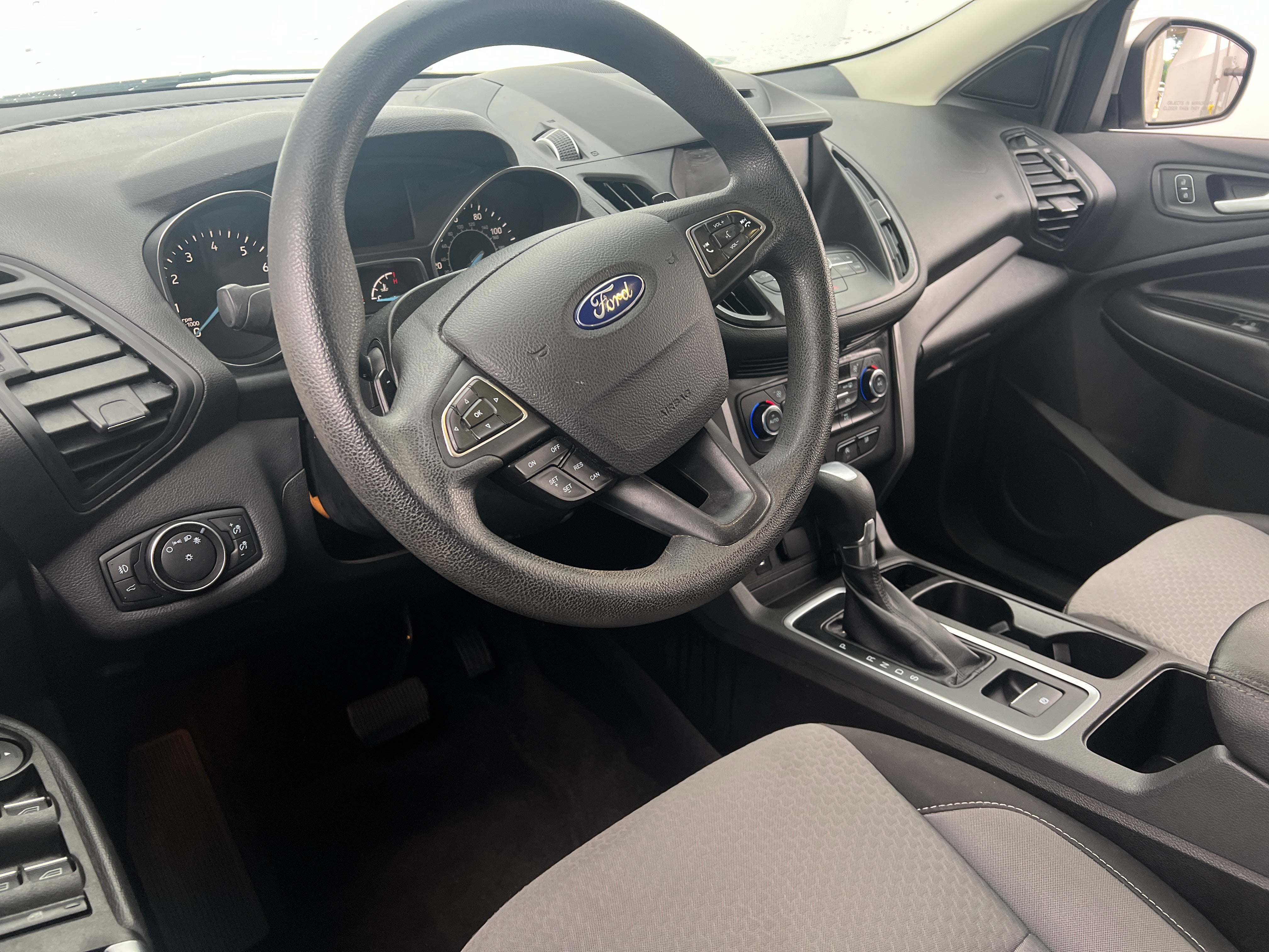 2017 Ford Escape SE 3