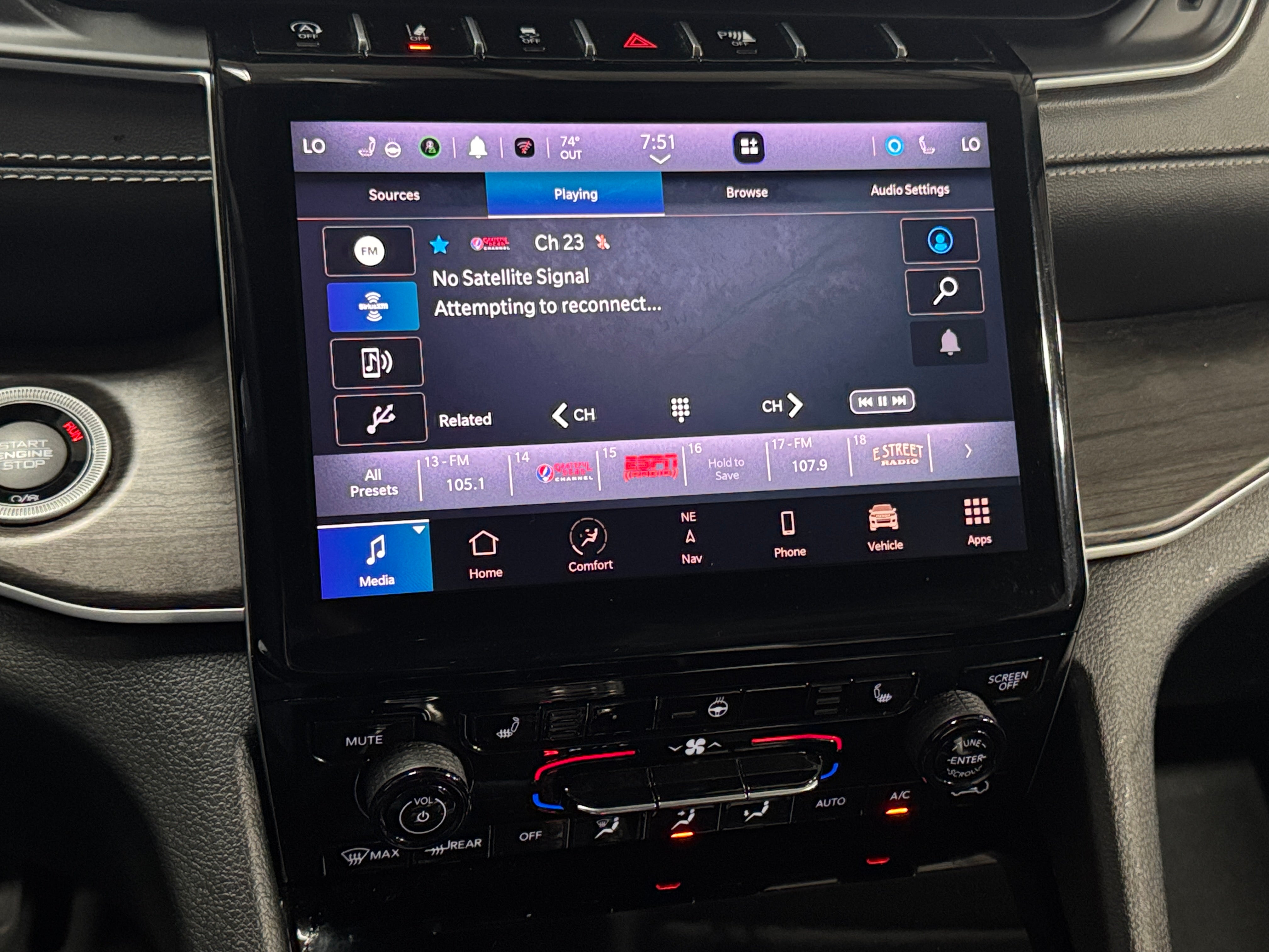 2023 Jeep Grand Cherokee L Limited Edition 3