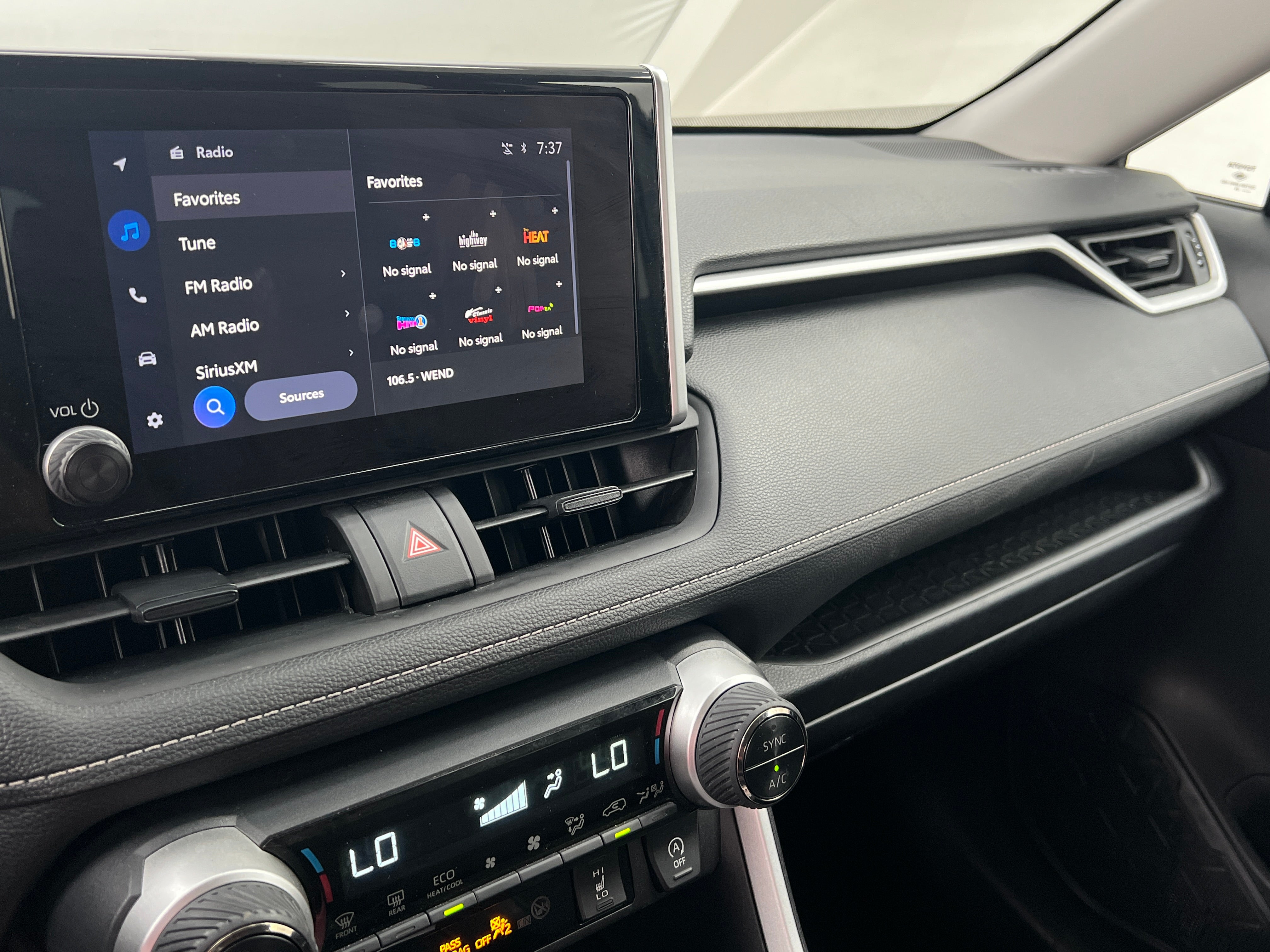 2024 Toyota RAV4 XLE 4