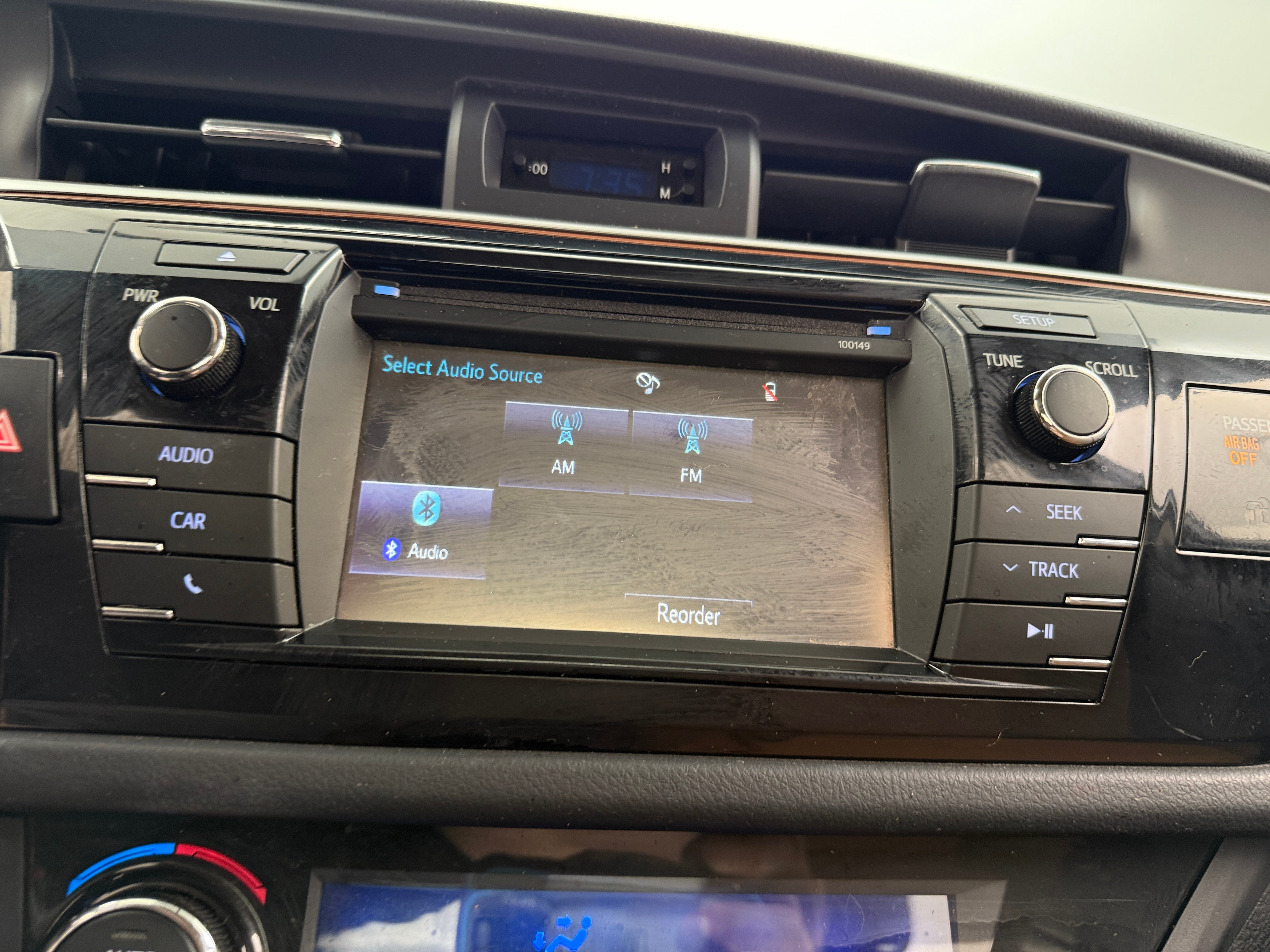 2015 Toyota Corolla LE 4