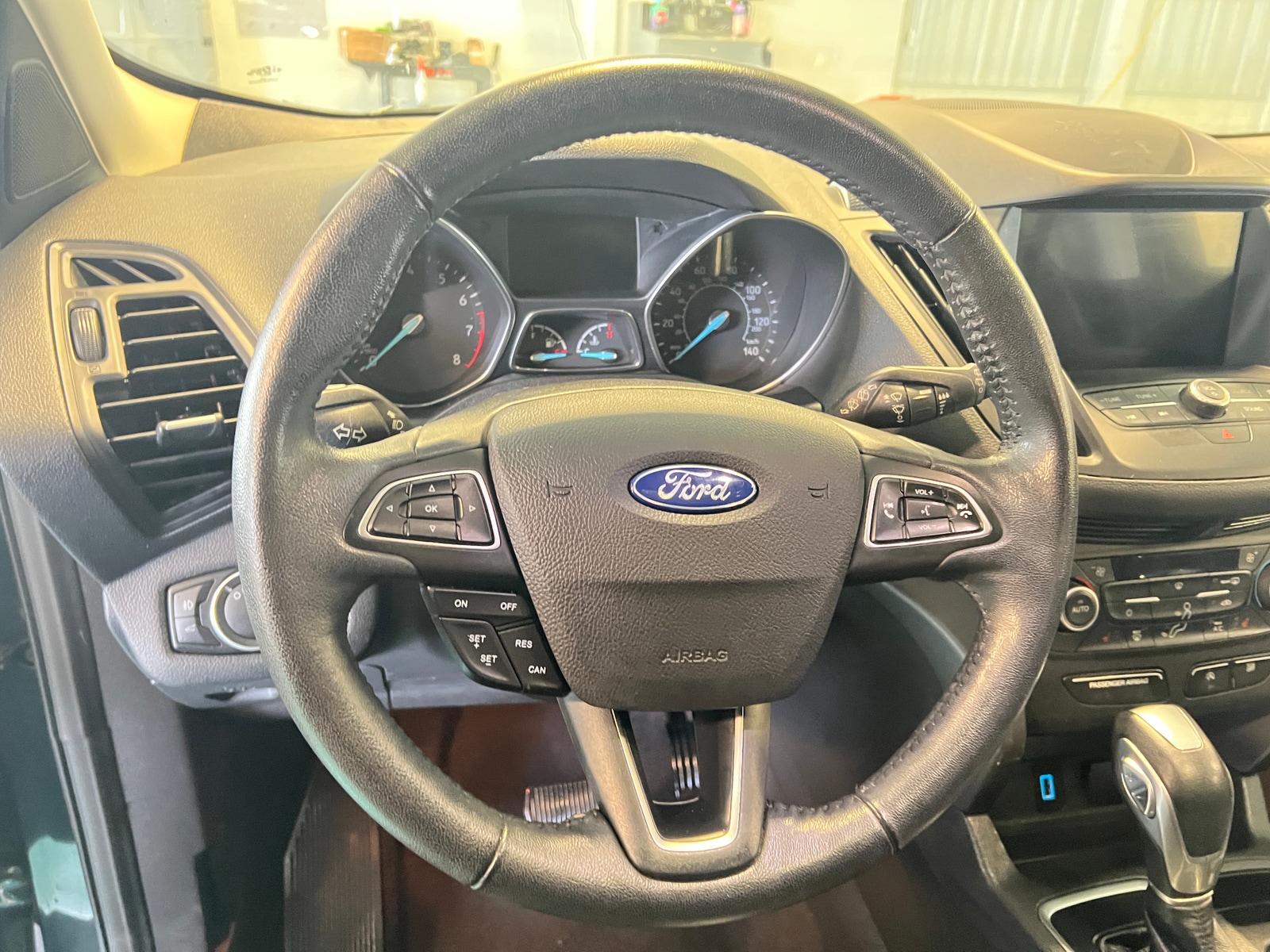 Thumbnail: 2019 Ford Escape - 4