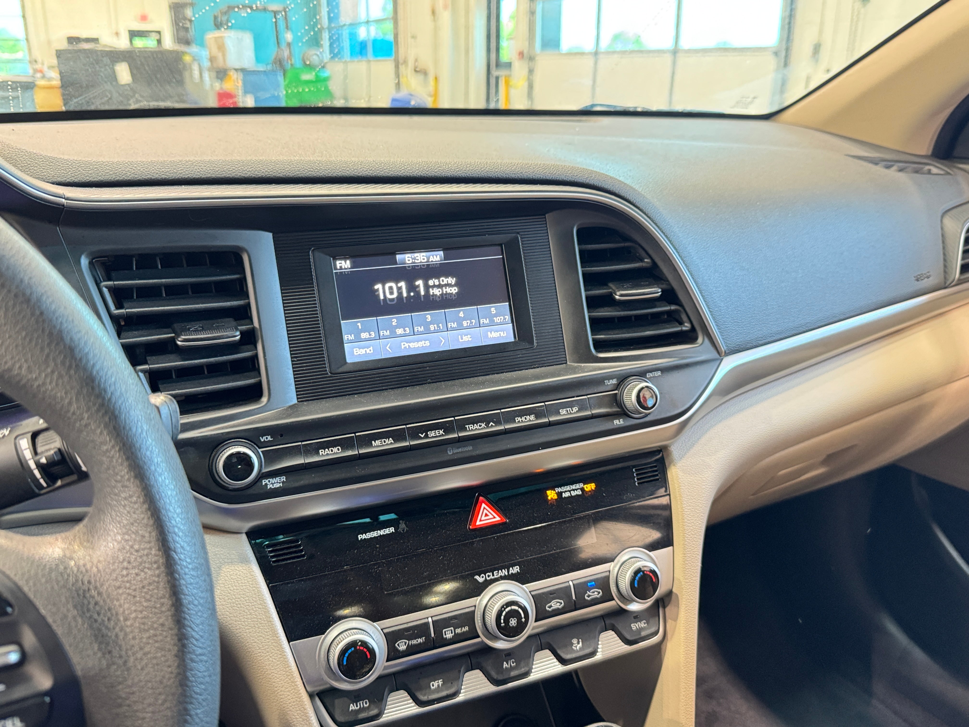 2020 Hyundai Elantra SE 4