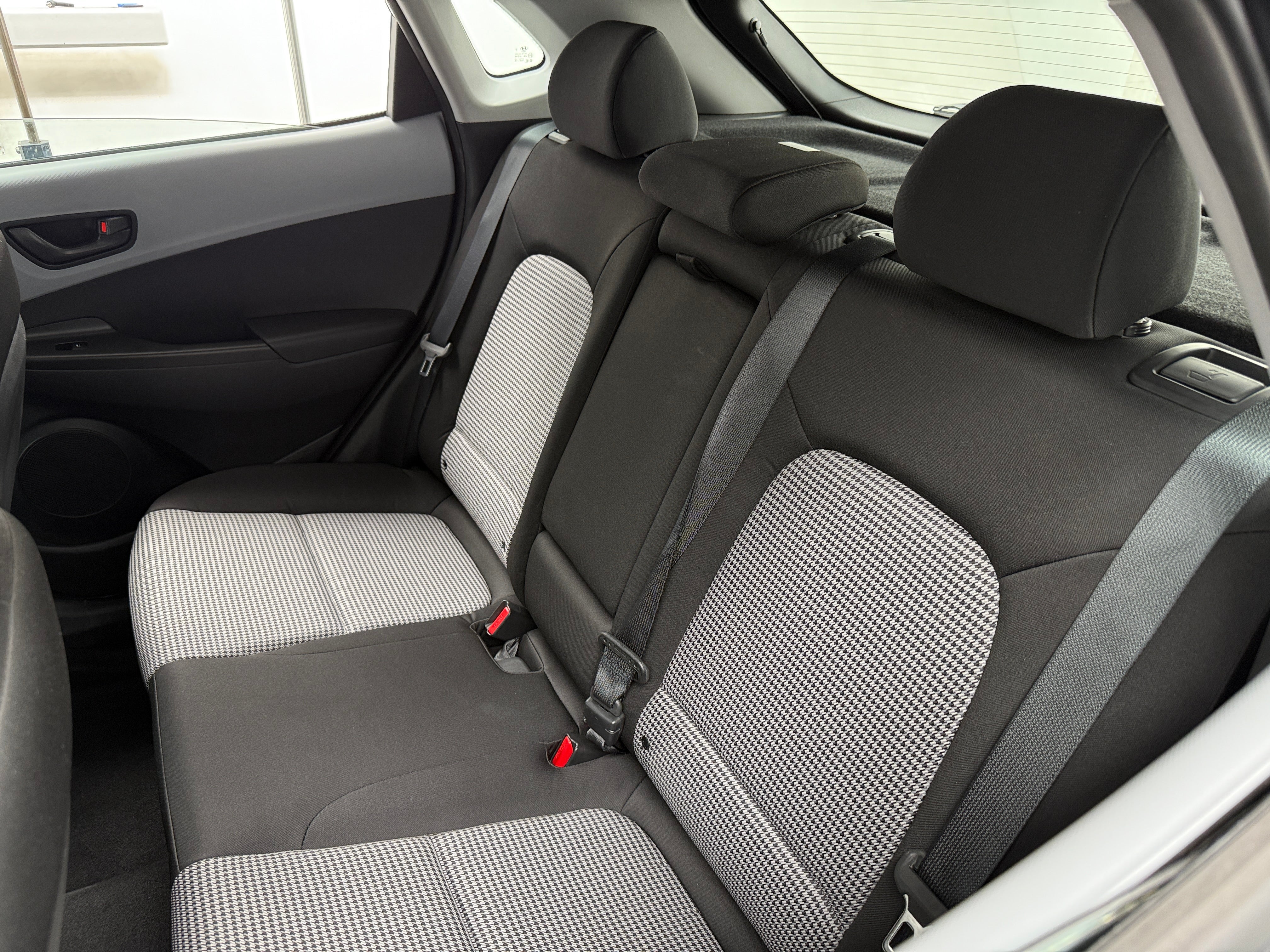 2021 Hyundai Kona SE 6