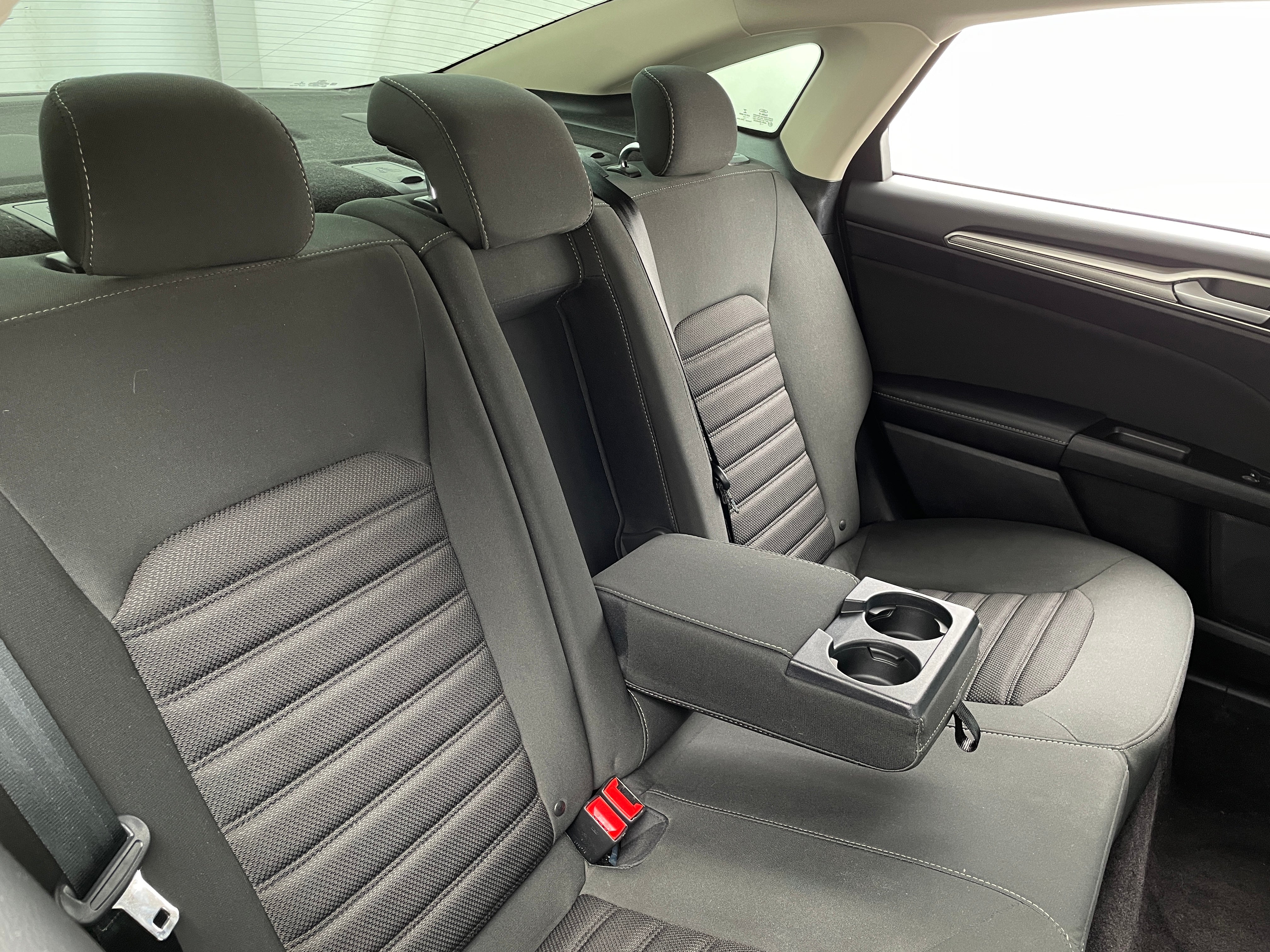 2017 Ford Fusion SE 6