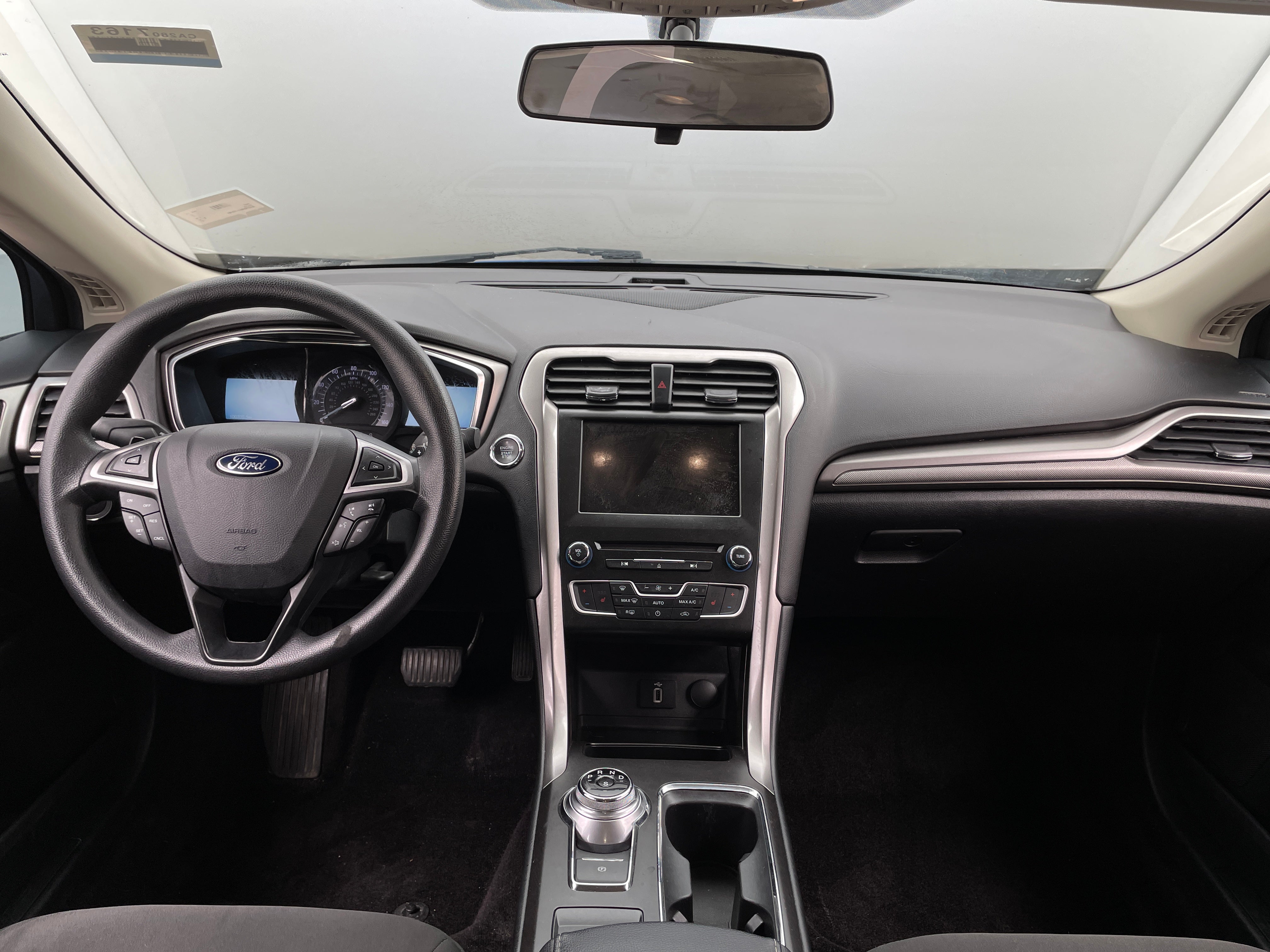 2017 Ford Fusion SE 3