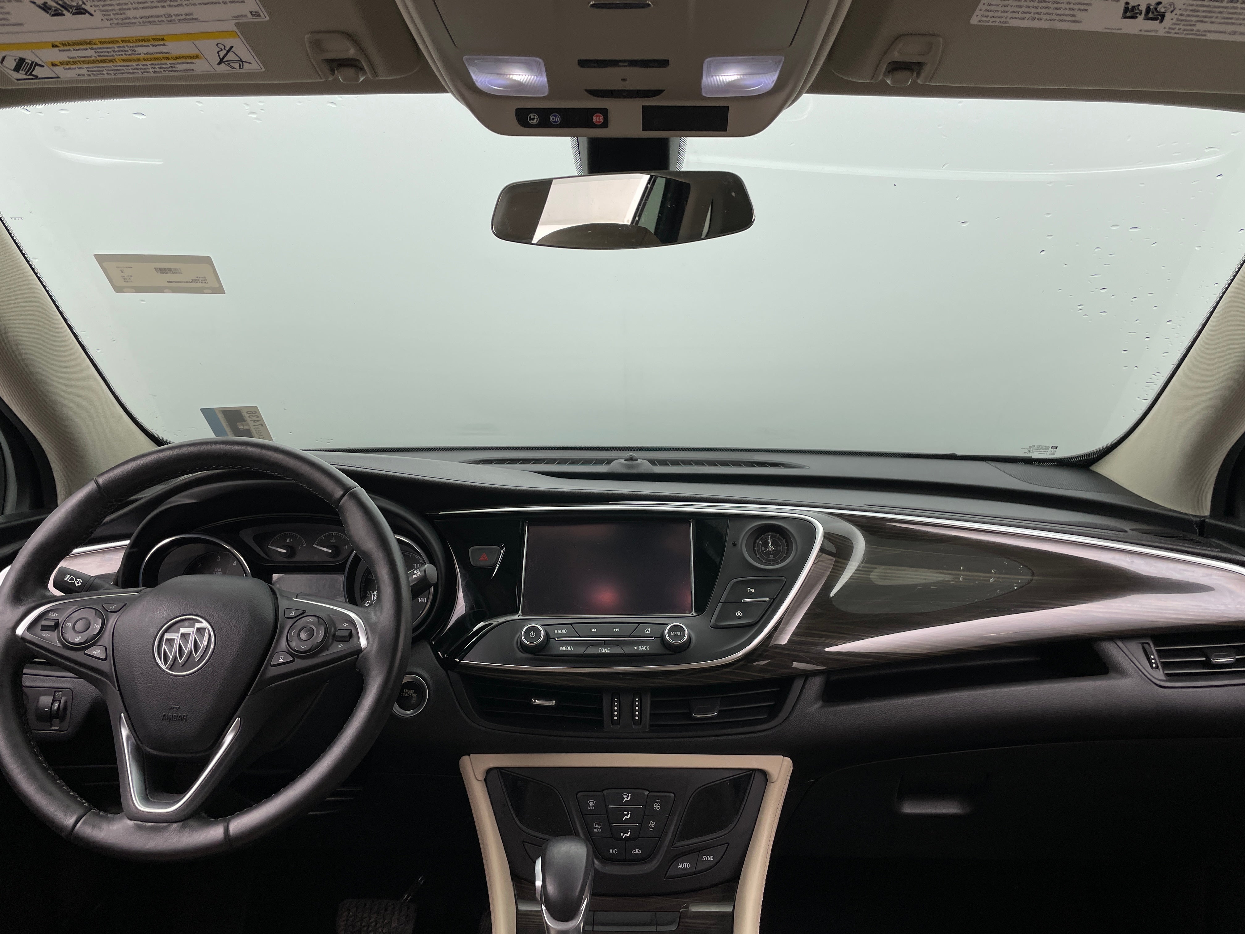 2019 Buick Envision Essence 2
