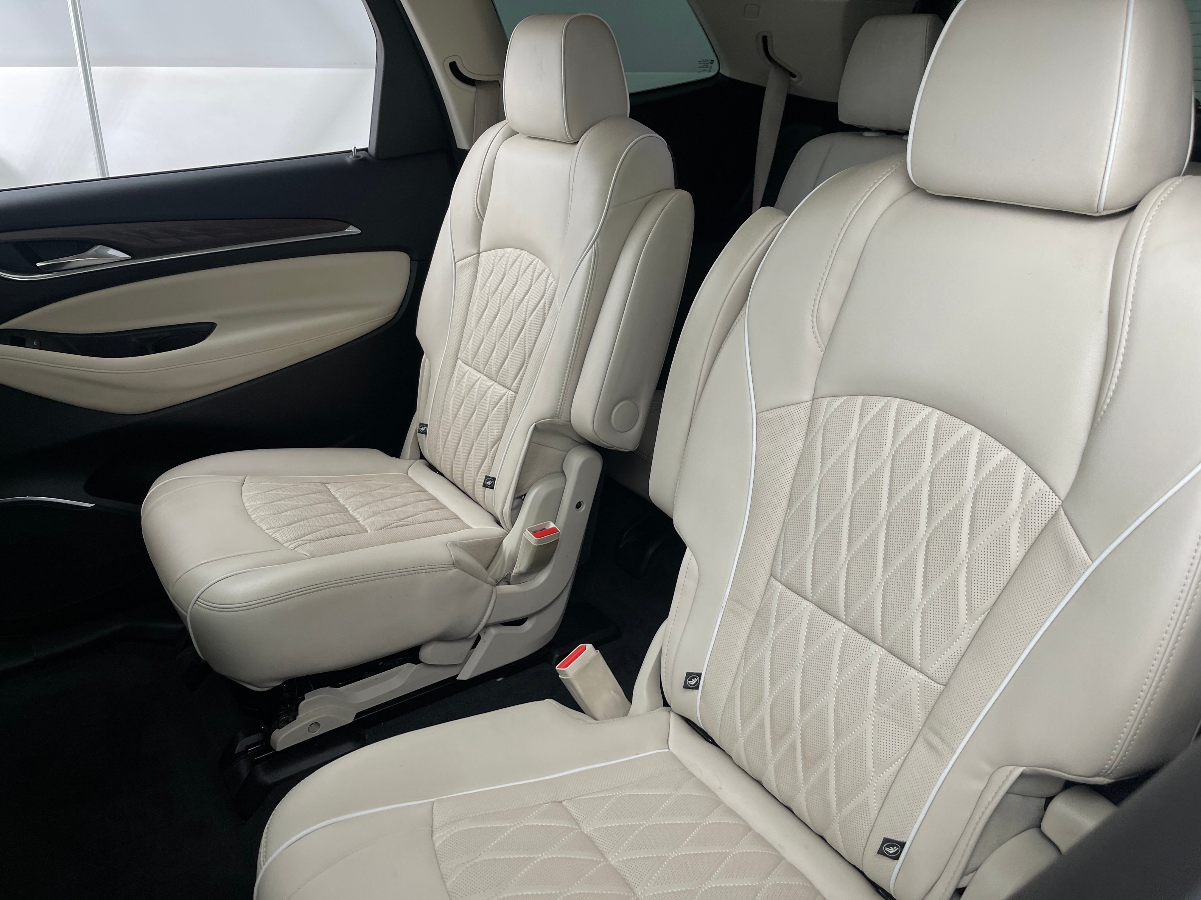 2023 Buick Enclave Avenir 5
