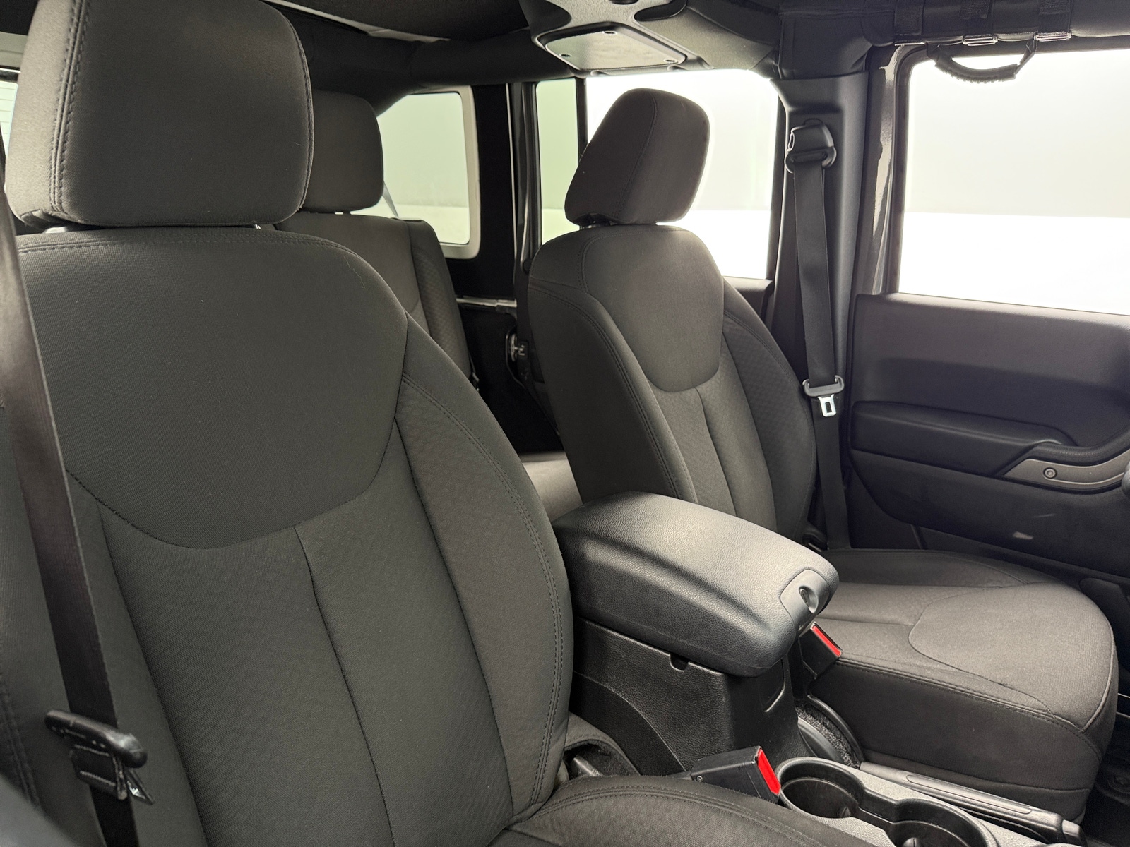 Thumbnail: 2017 Jeep Wrangler - 2
