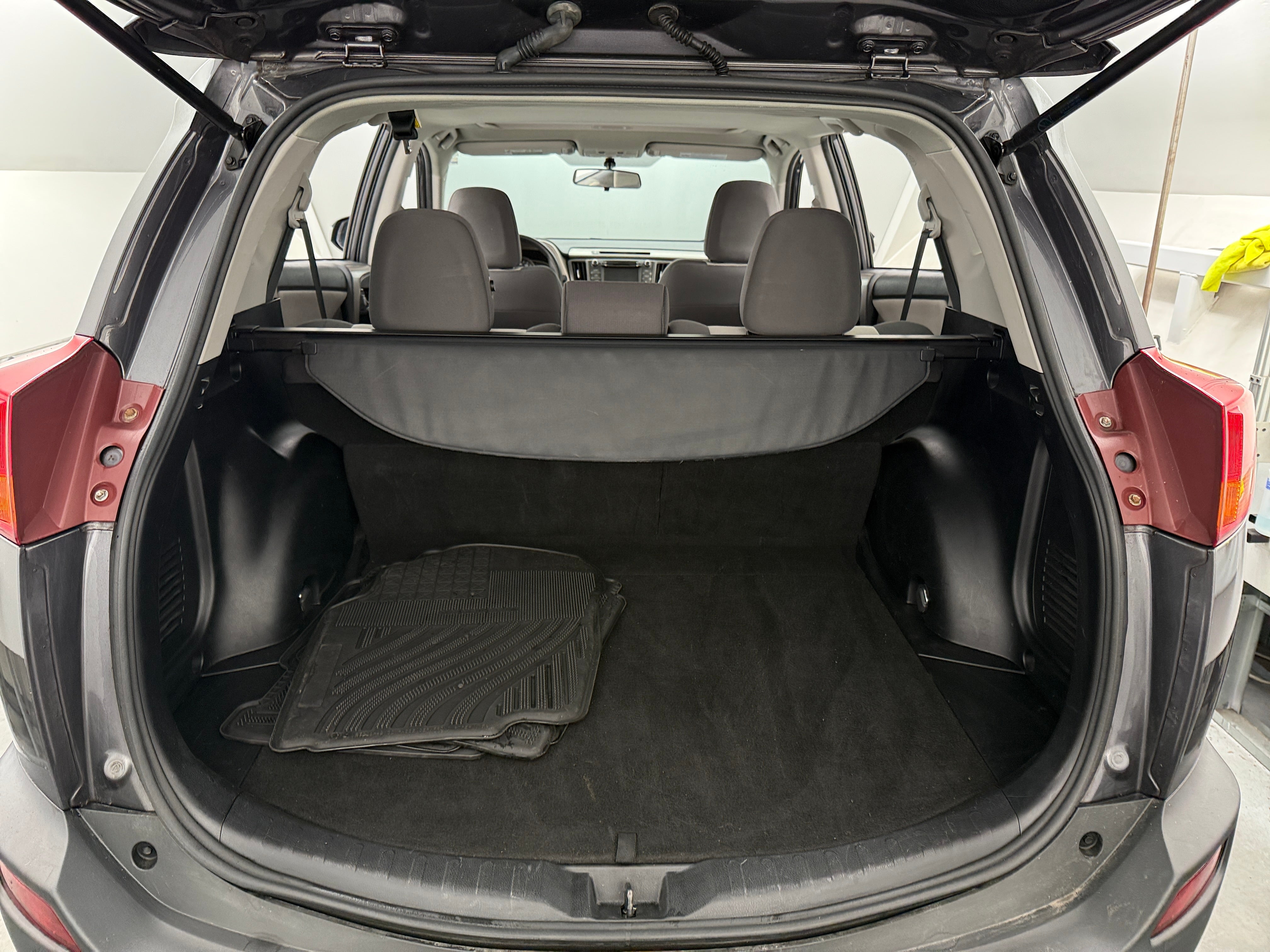 2014 Toyota RAV4 XLE 7