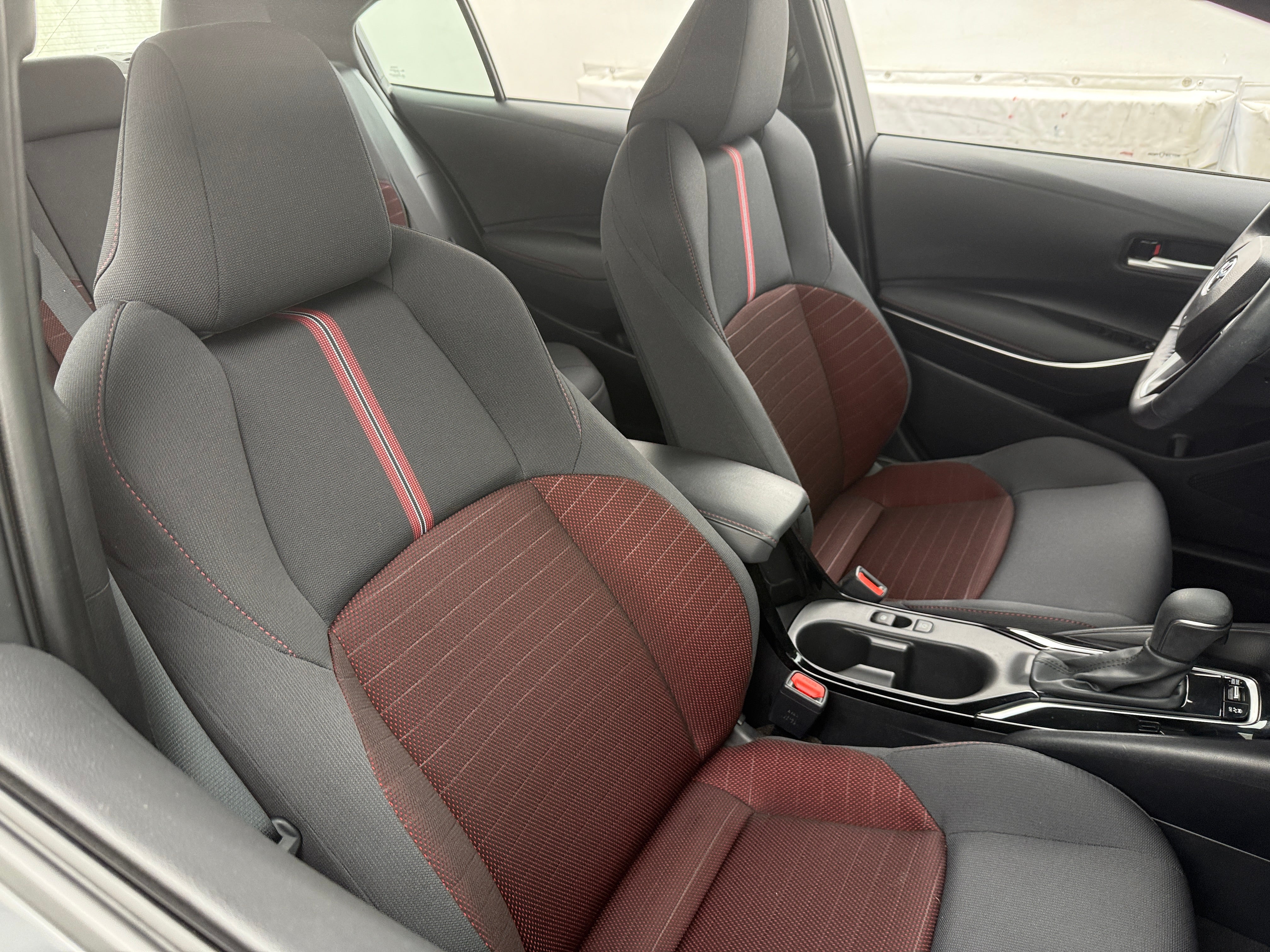 2024 Toyota Corolla SE 2