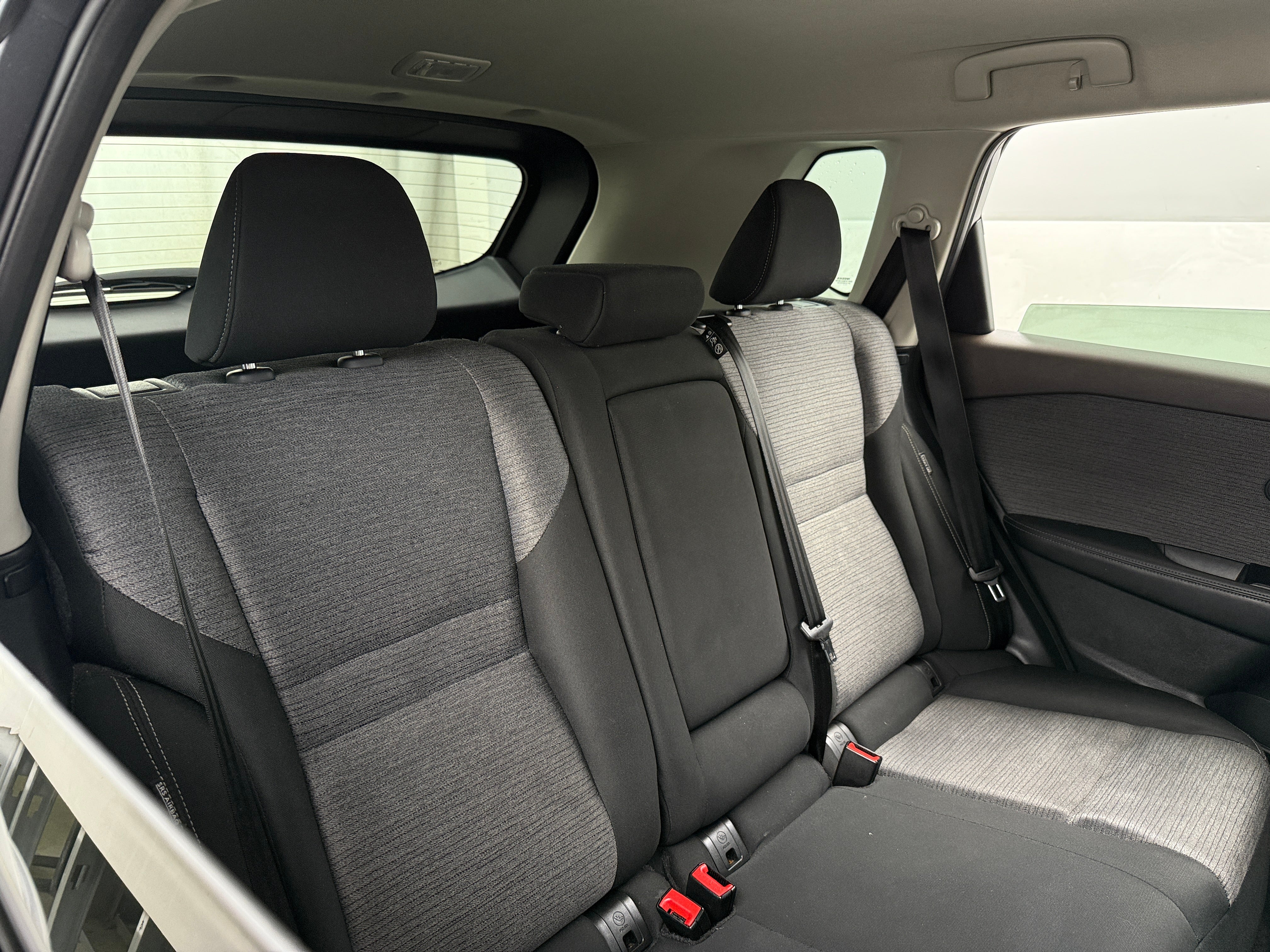 2023 Nissan Rogue SV 6
