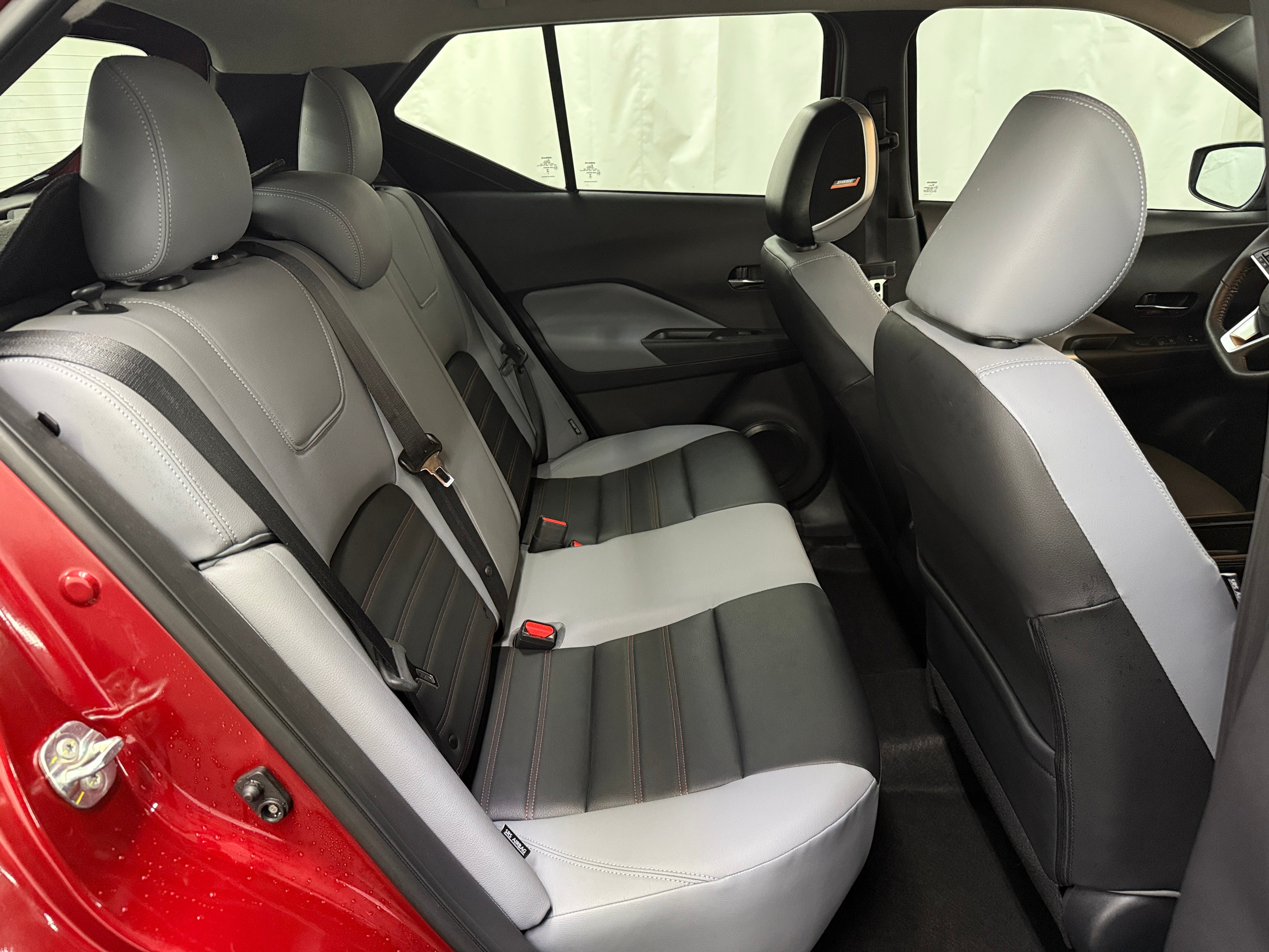 2024 Nissan Kicks SR 6