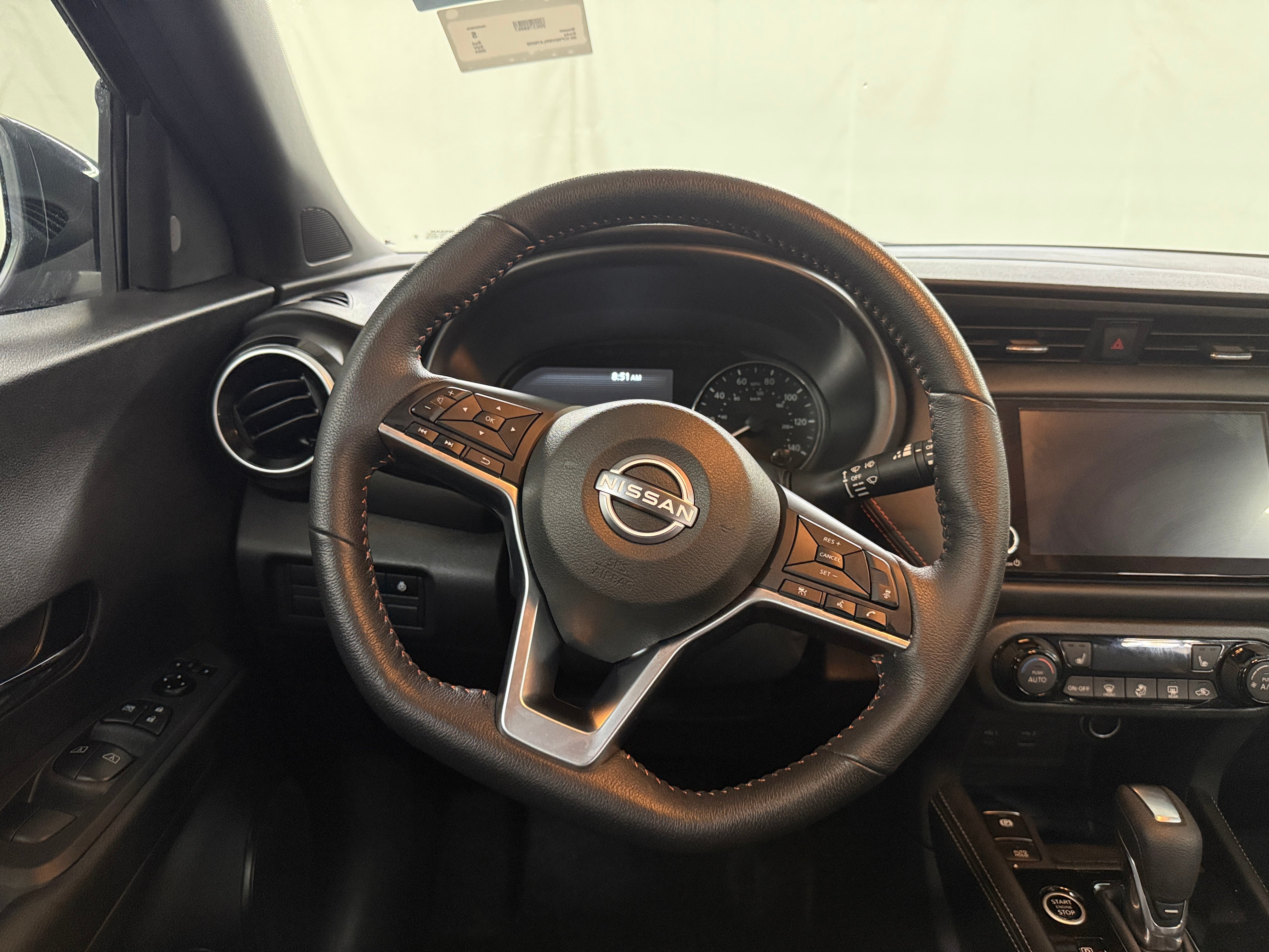 2024 Nissan Kicks SR 5