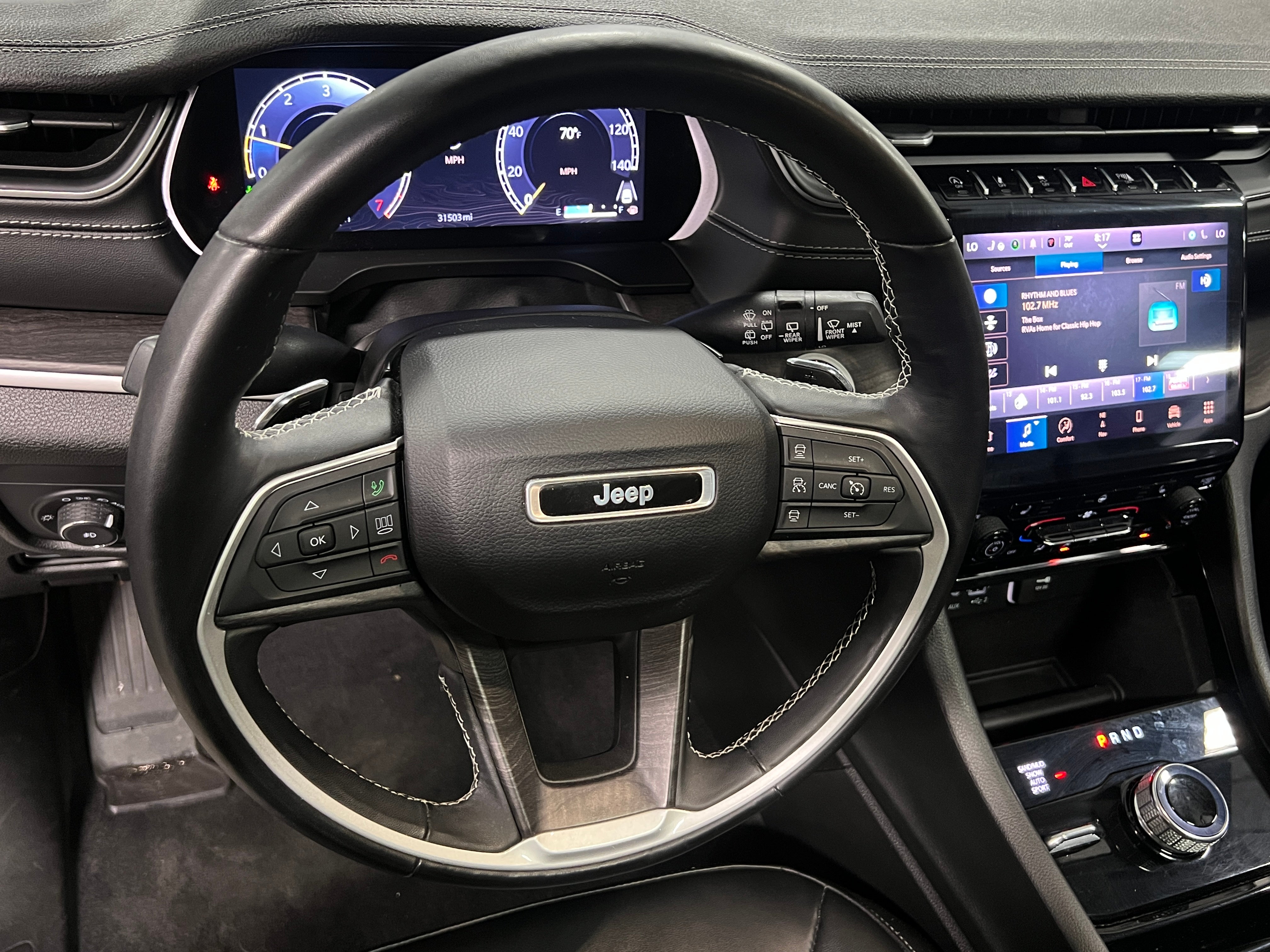 2022 Jeep Grand Cherokee Limited Edition 4
