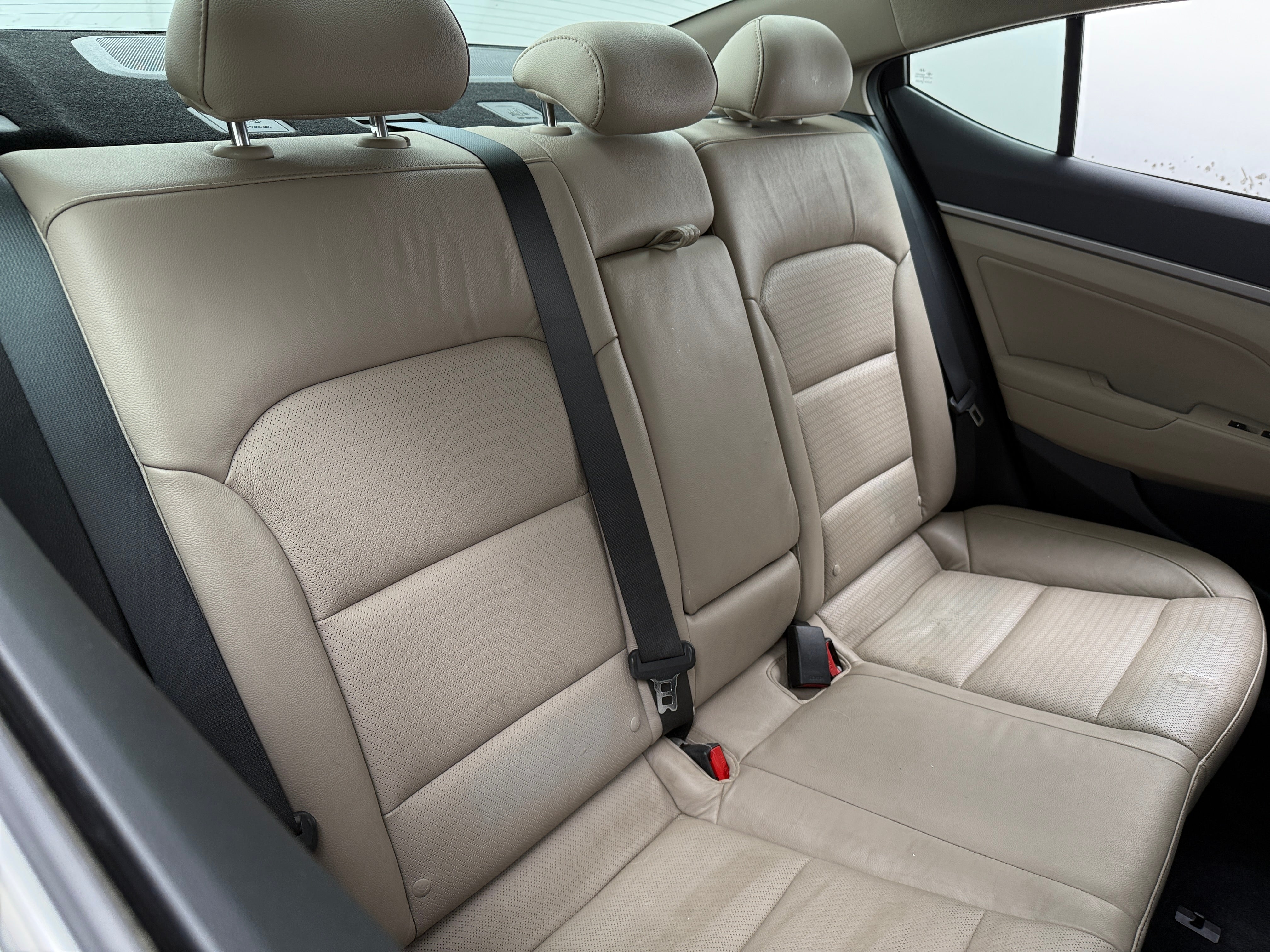 2017 Hyundai Elantra Limited Edition 5