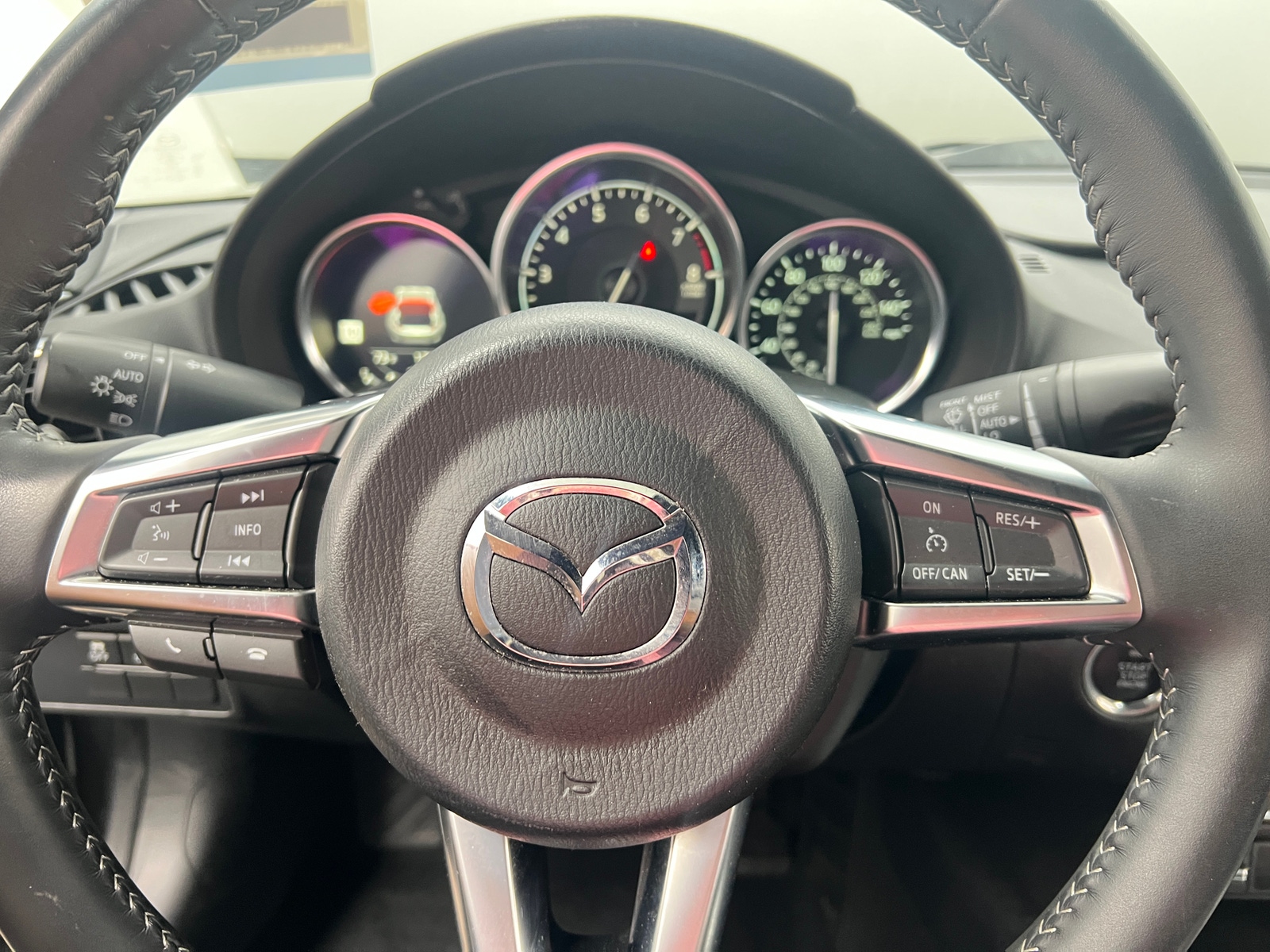 Thumbnail: 2021 Mazda MX-5 Miata - 3