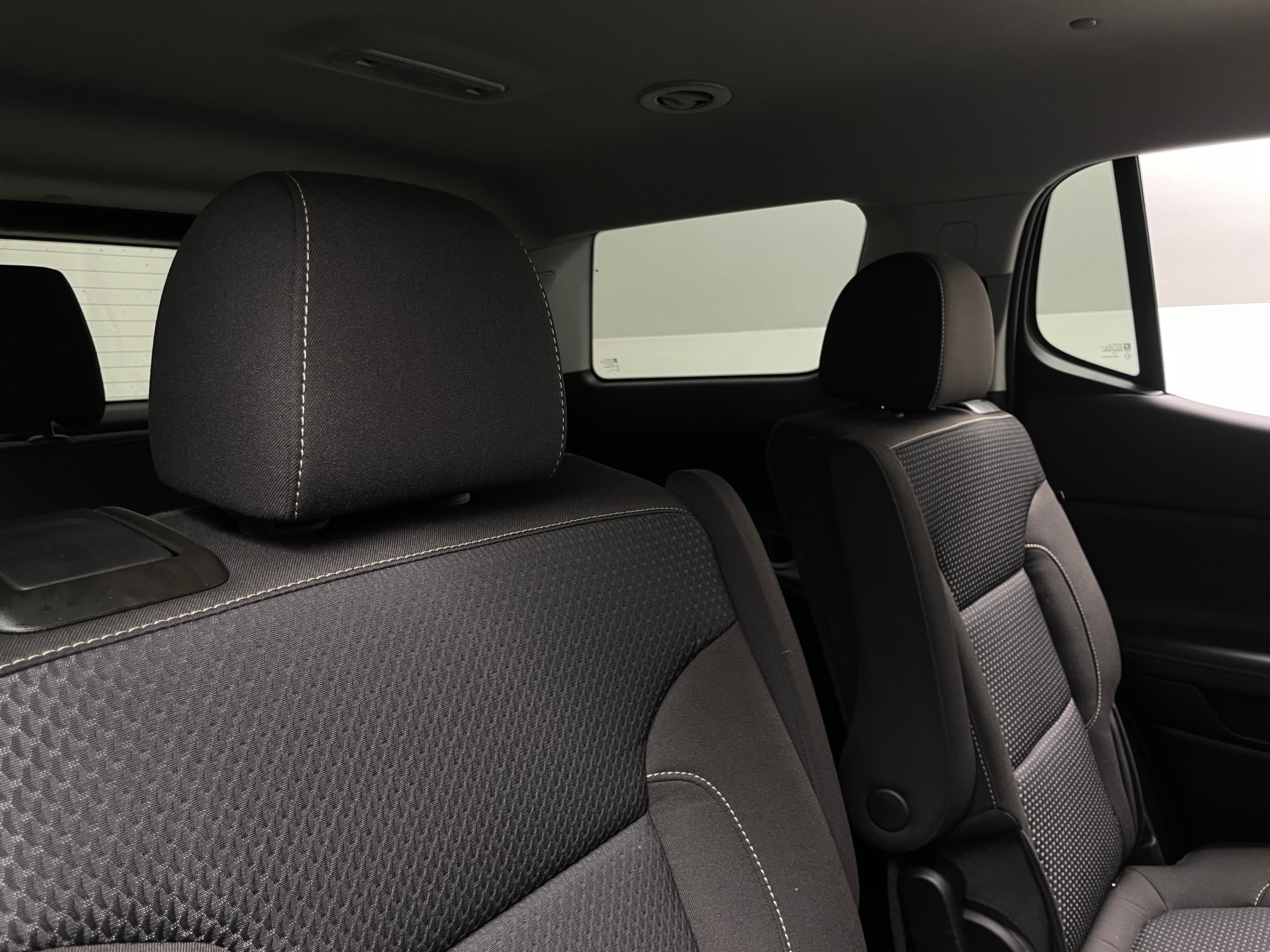 2023 GMC Acadia SLE 6
