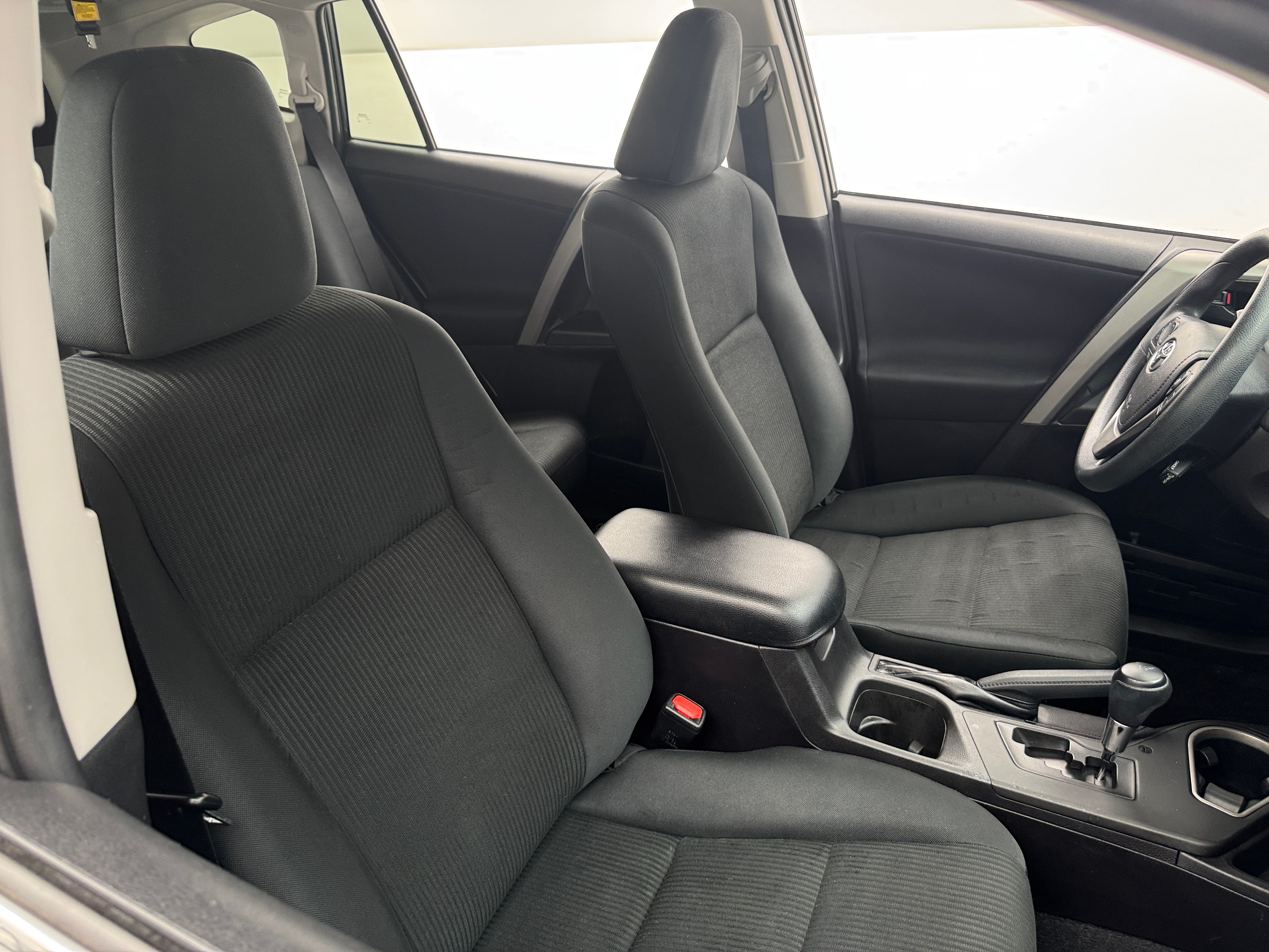 2017 Toyota RAV4 LE 2