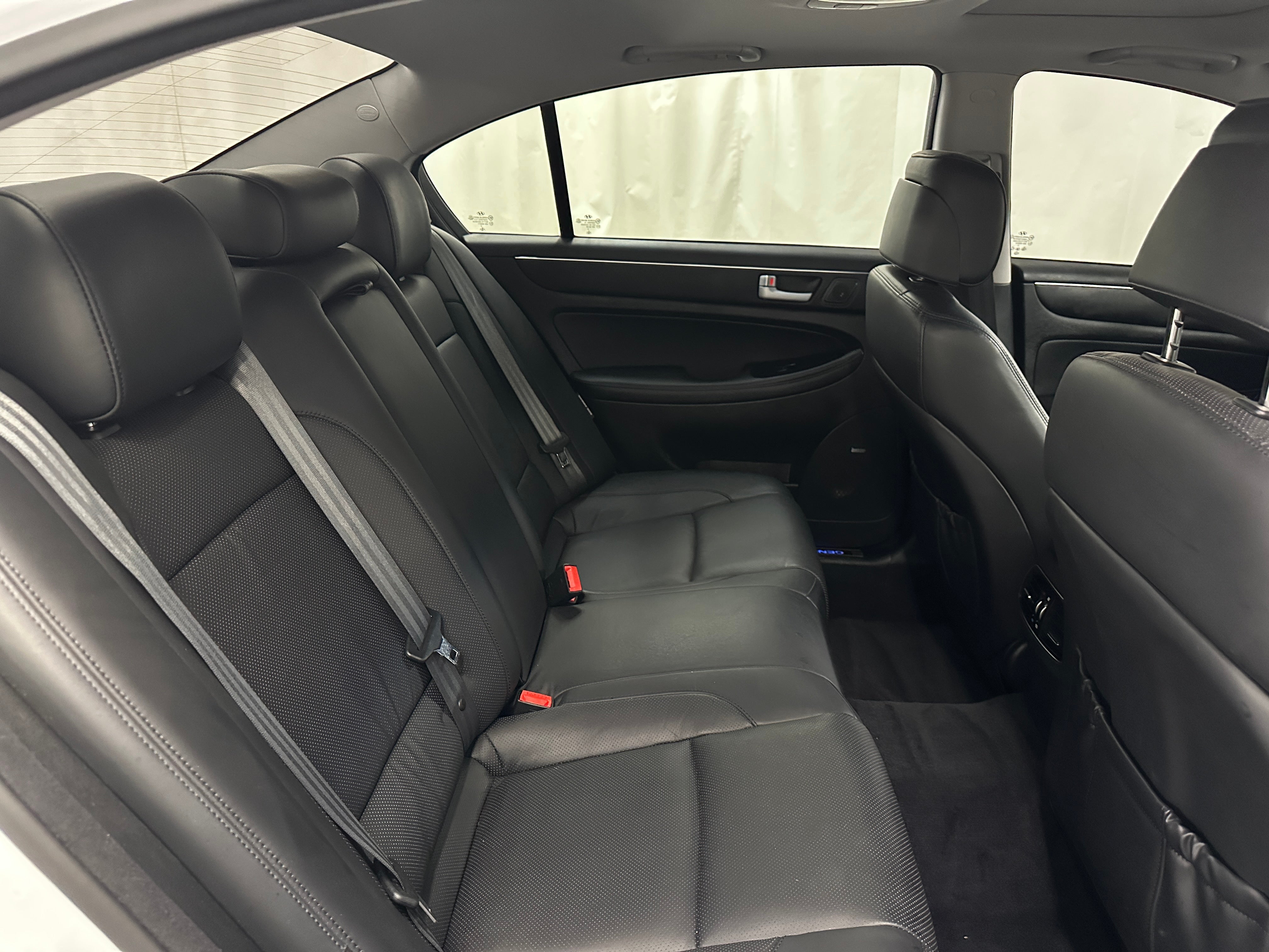 2014 Hyundai Genesis R-Spec 5