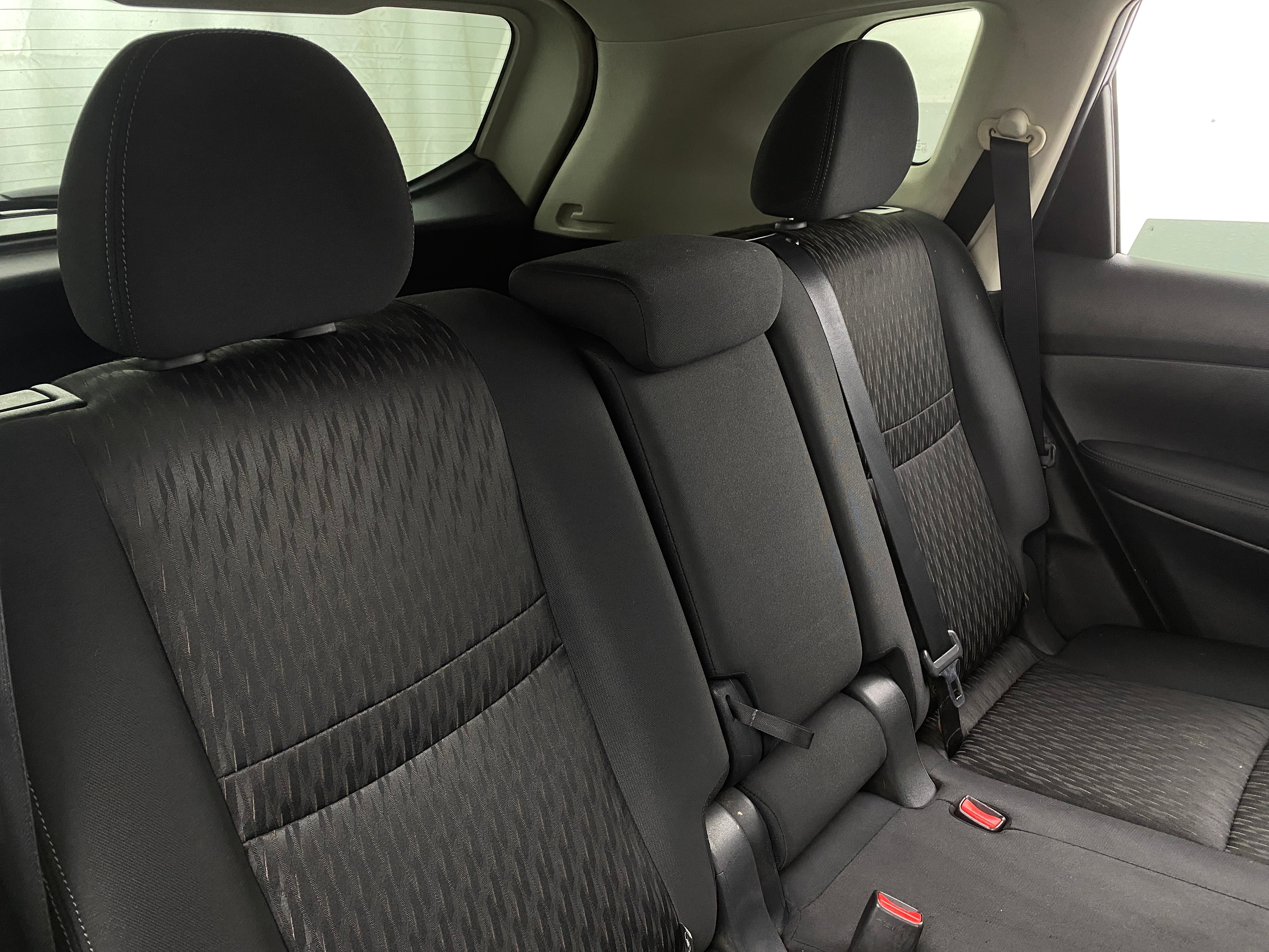 2018 Nissan Rogue SV 6