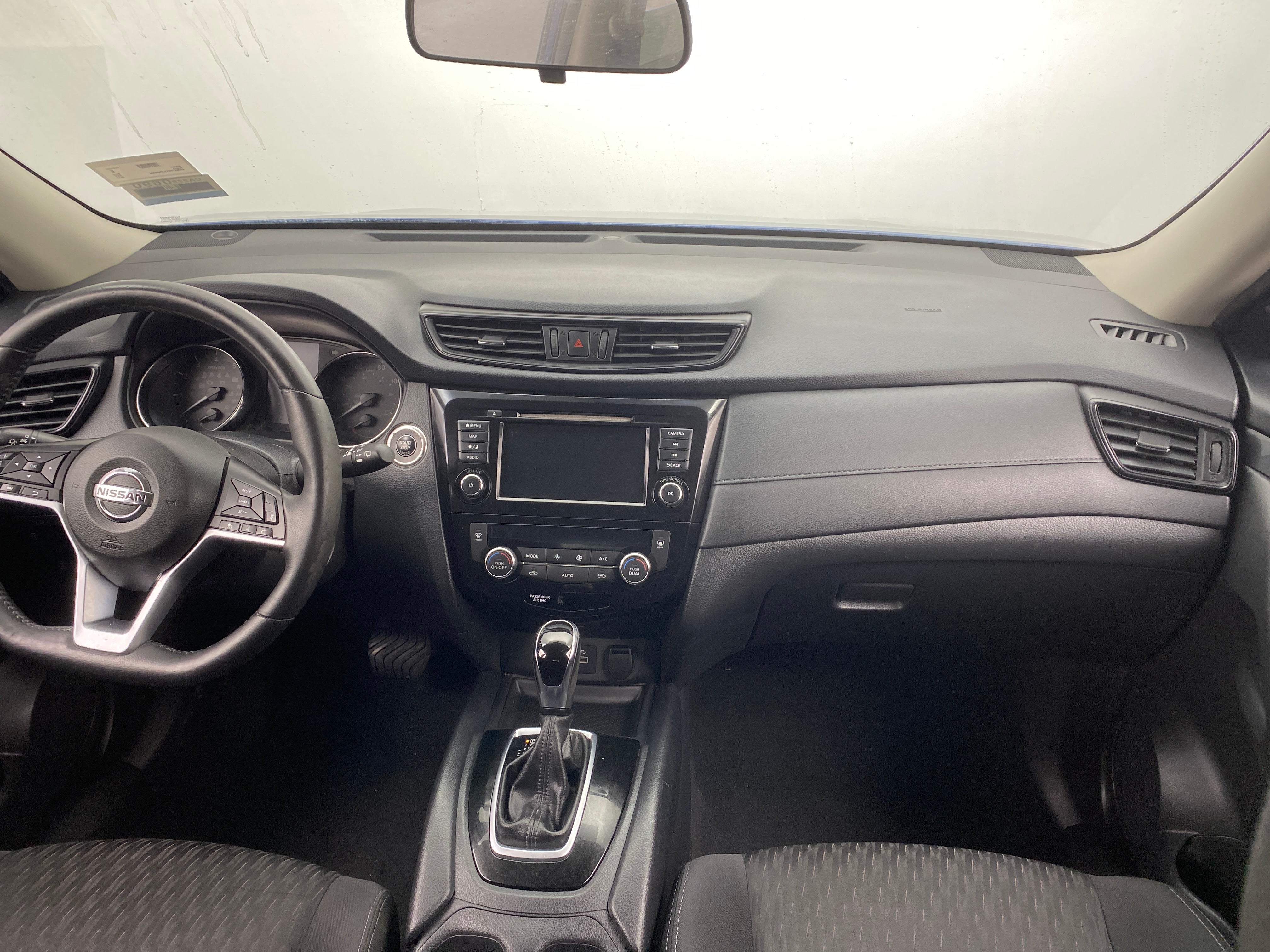 2018 Nissan Rogue SV 3