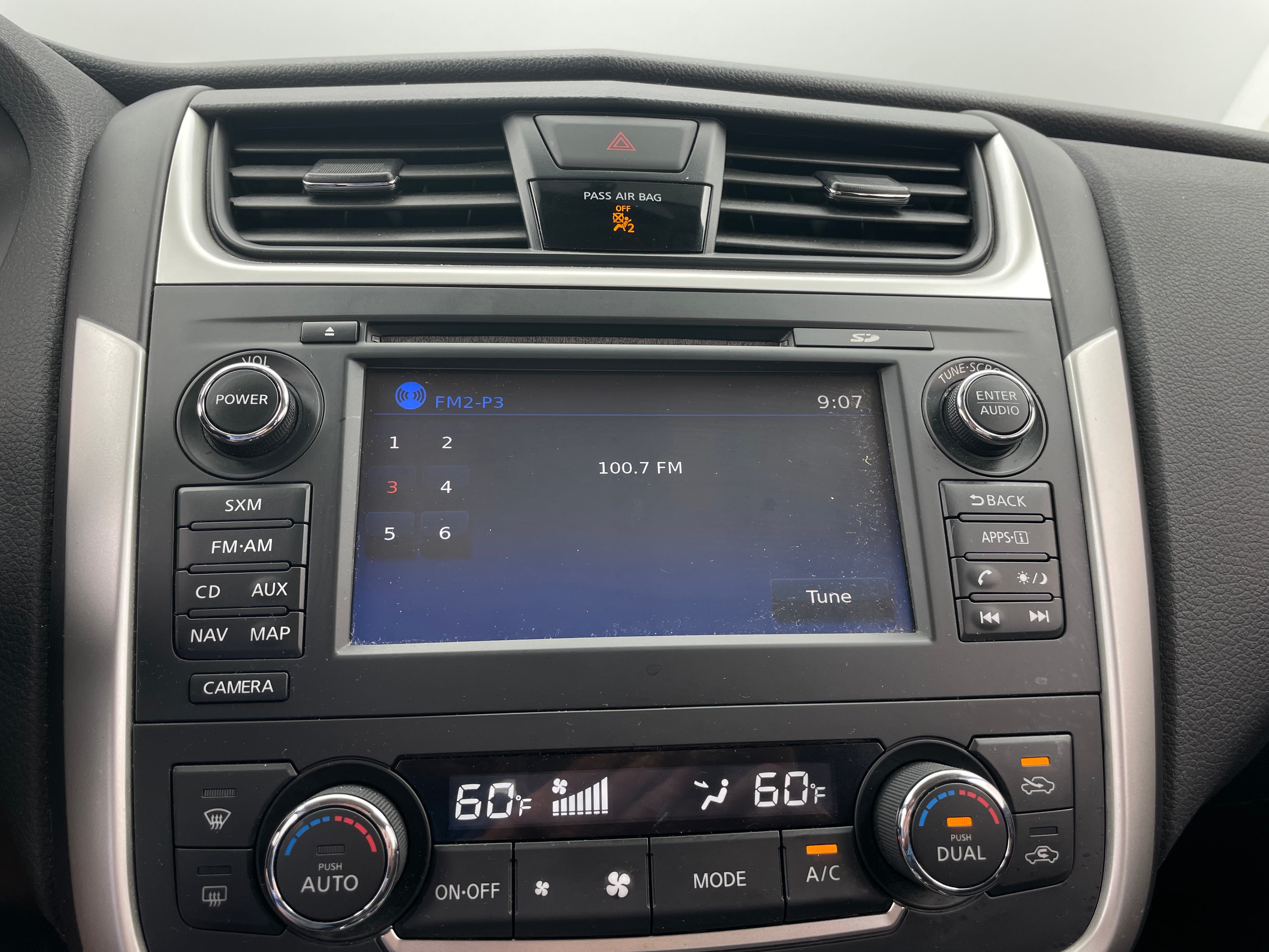 2017 Nissan Altima SV 4