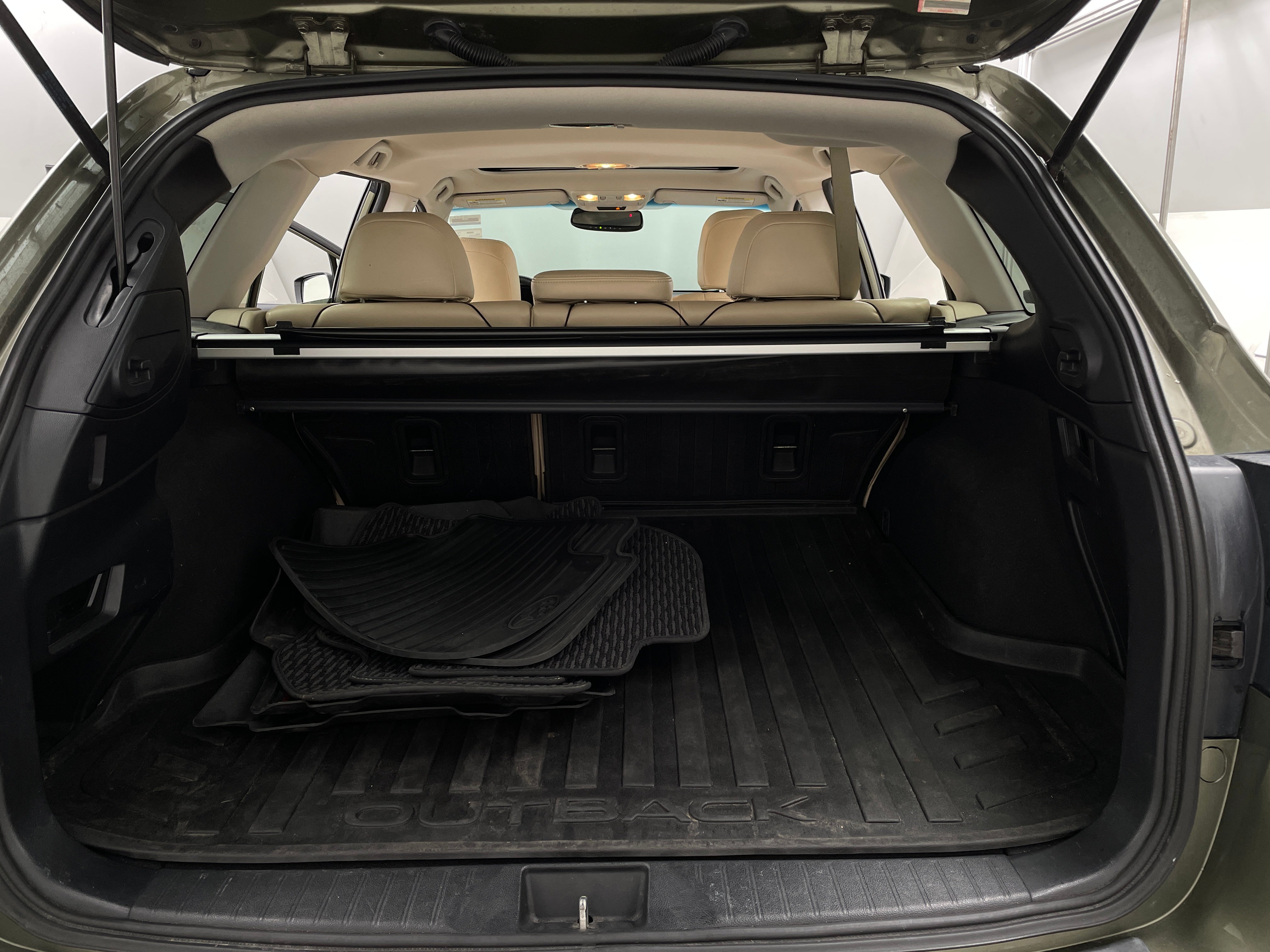 2015 Subaru Outback Premium 7