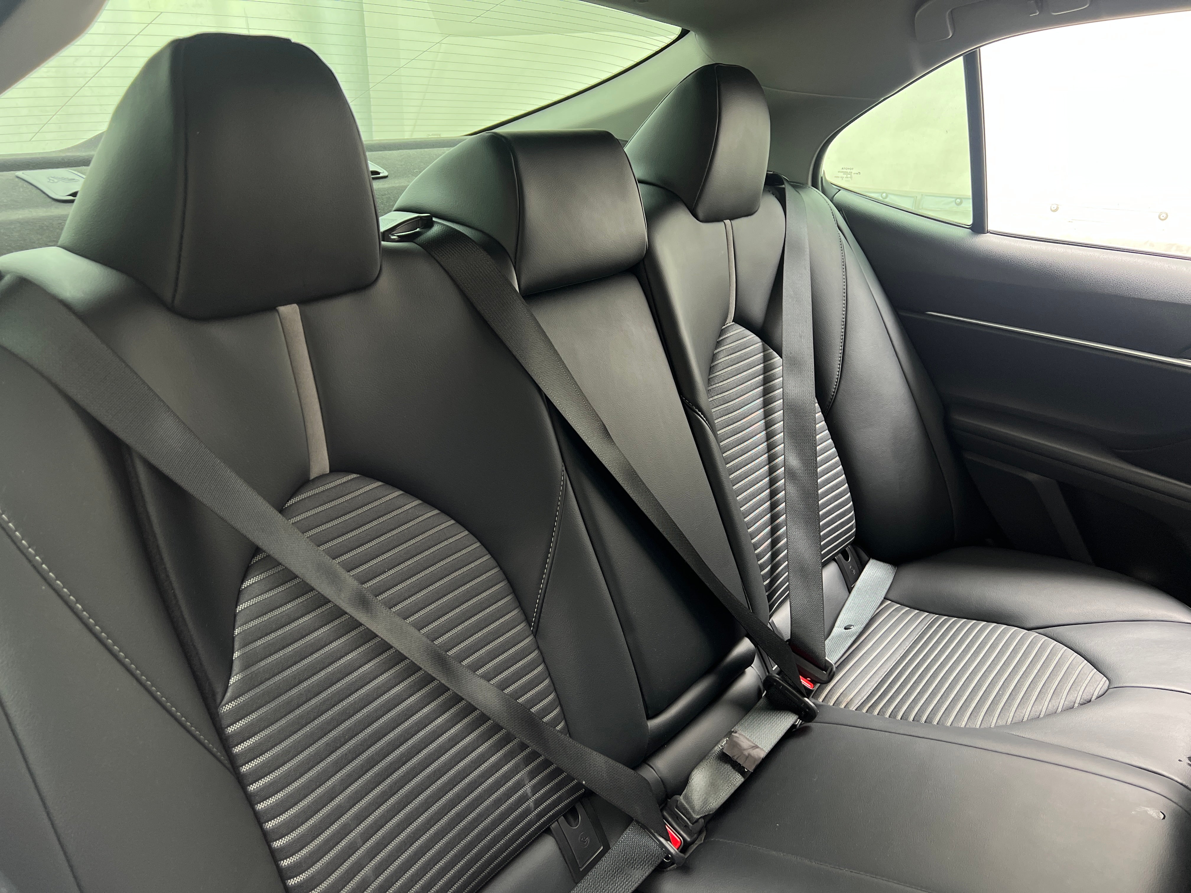 2020 Toyota Camry SE 5