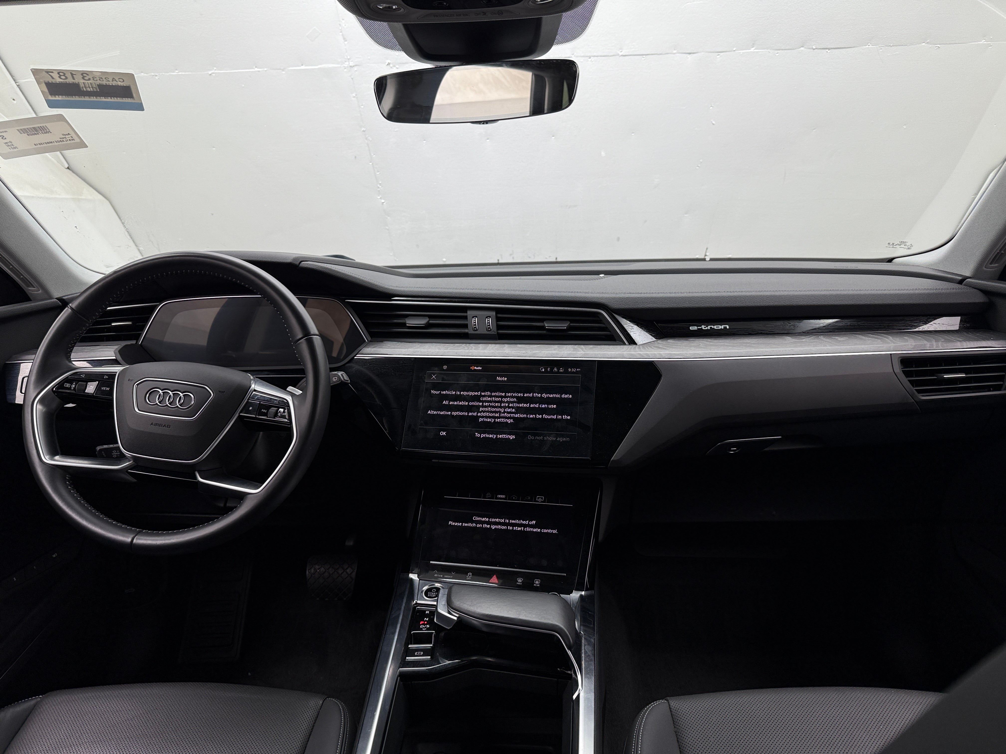 2021 Audi e-tron Premium Plus 2
