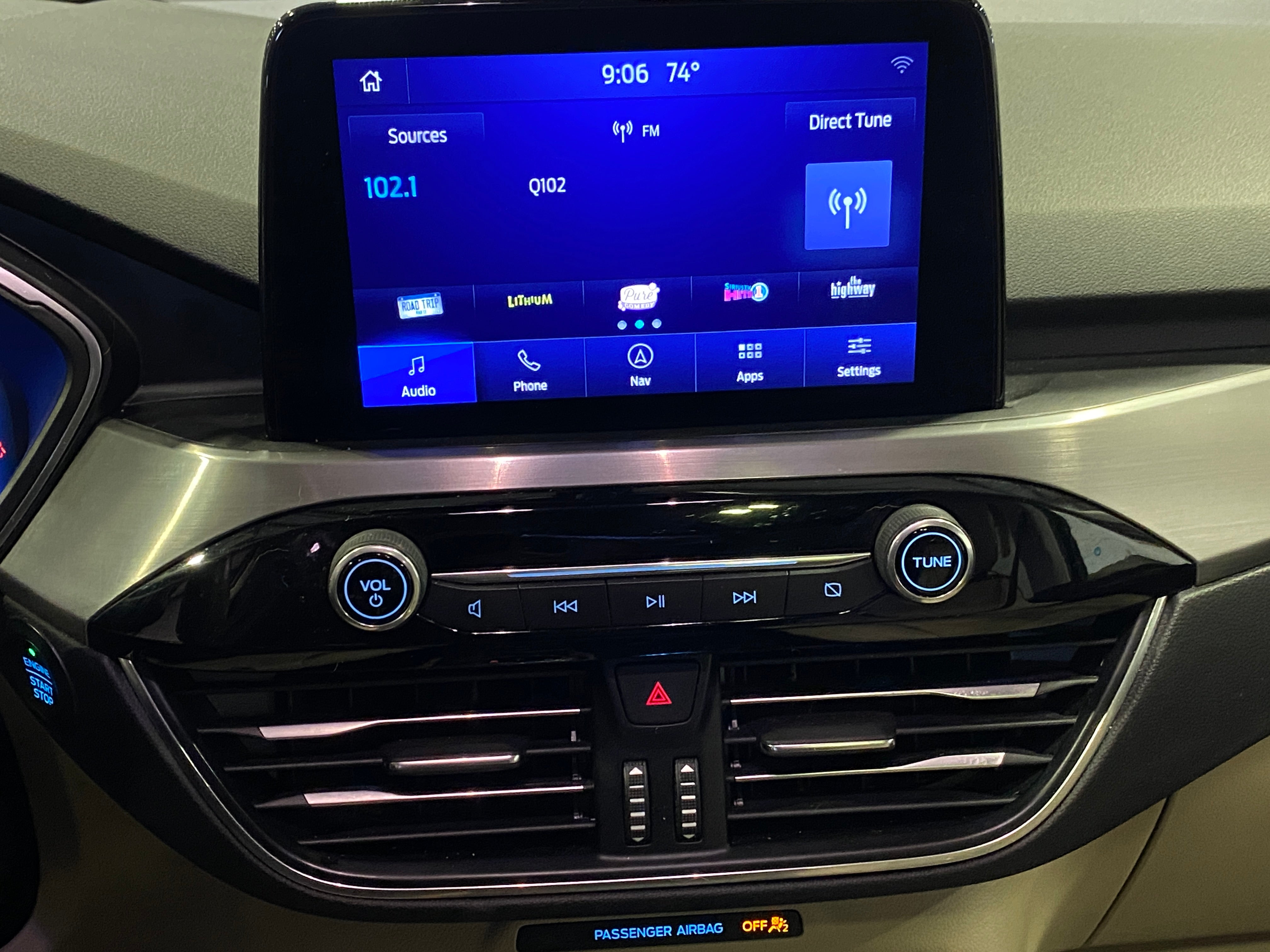 2021 Ford Escape Titanium 3