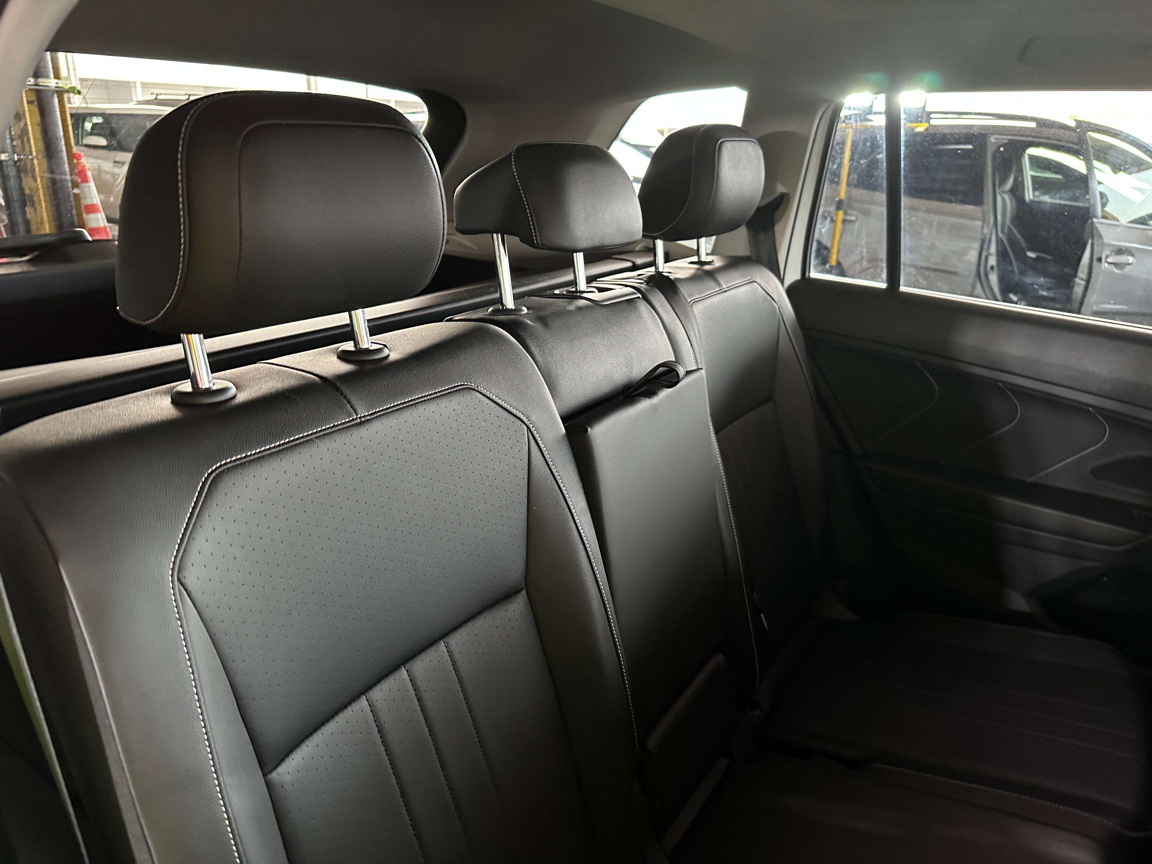2022 Volkswagen Tiguan SE 5