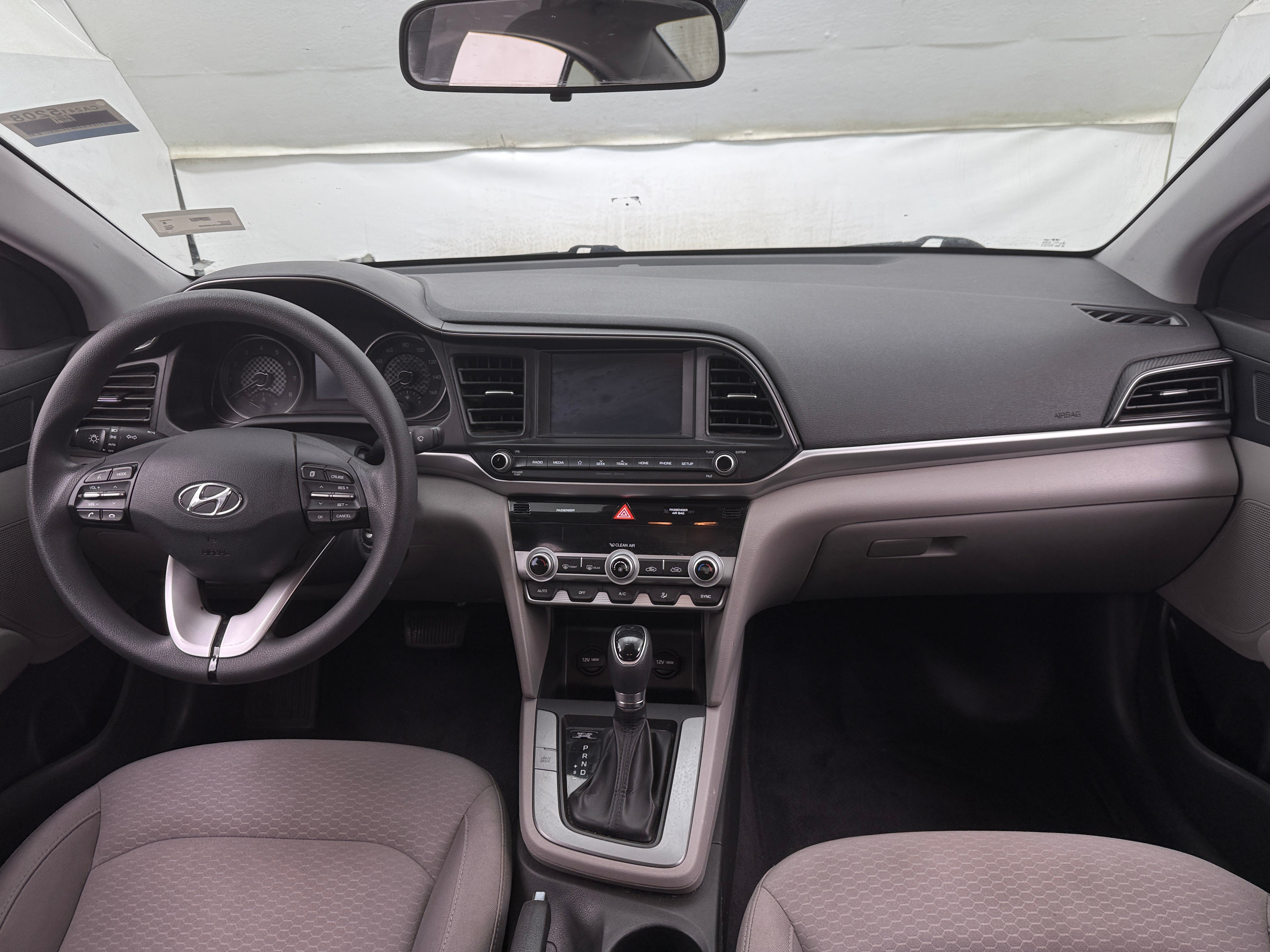2020 Hyundai Elantra SEL 3