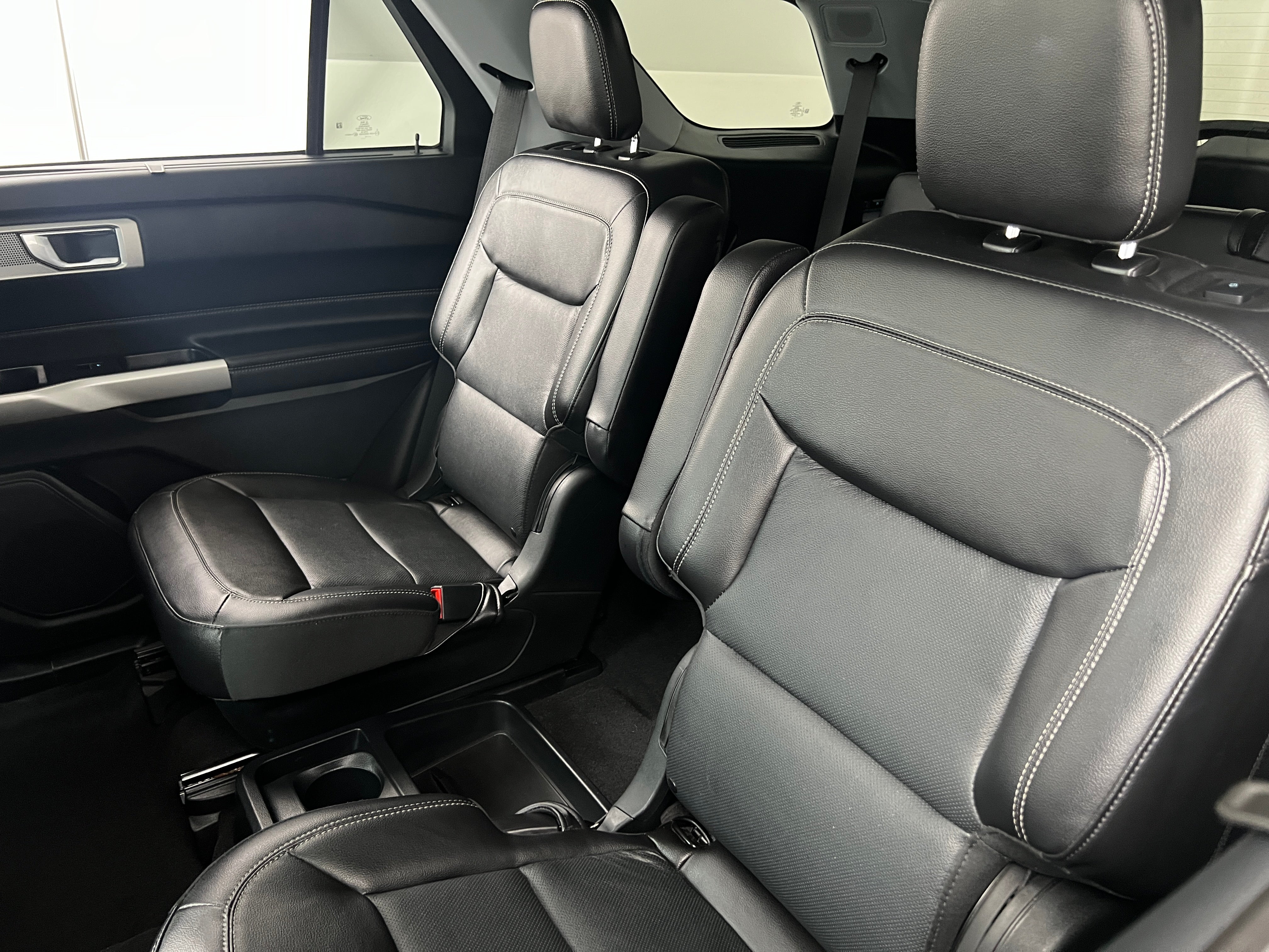 2021 Ford Explorer Limited 5