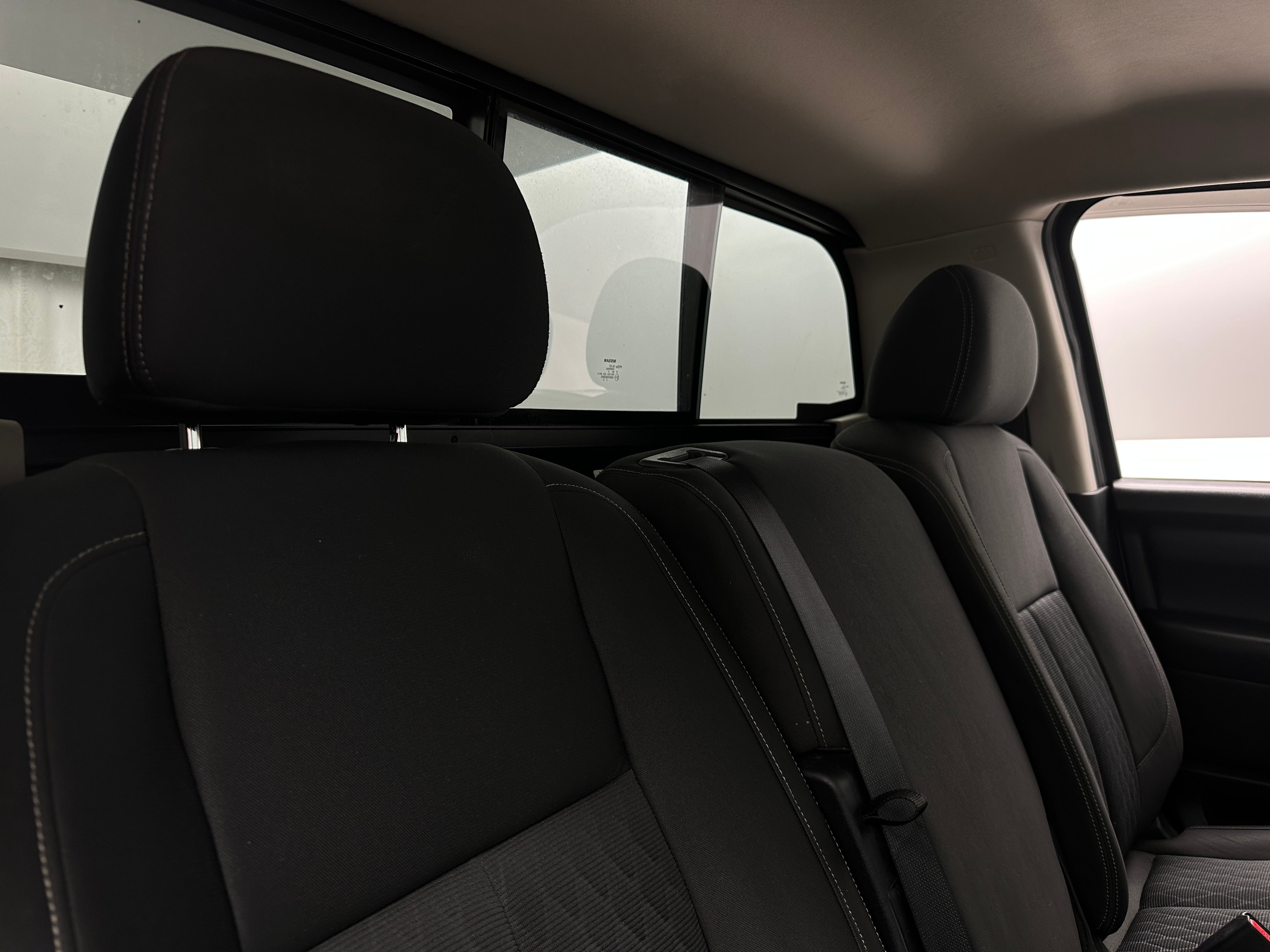 2017 Nissan Titan SV 2
