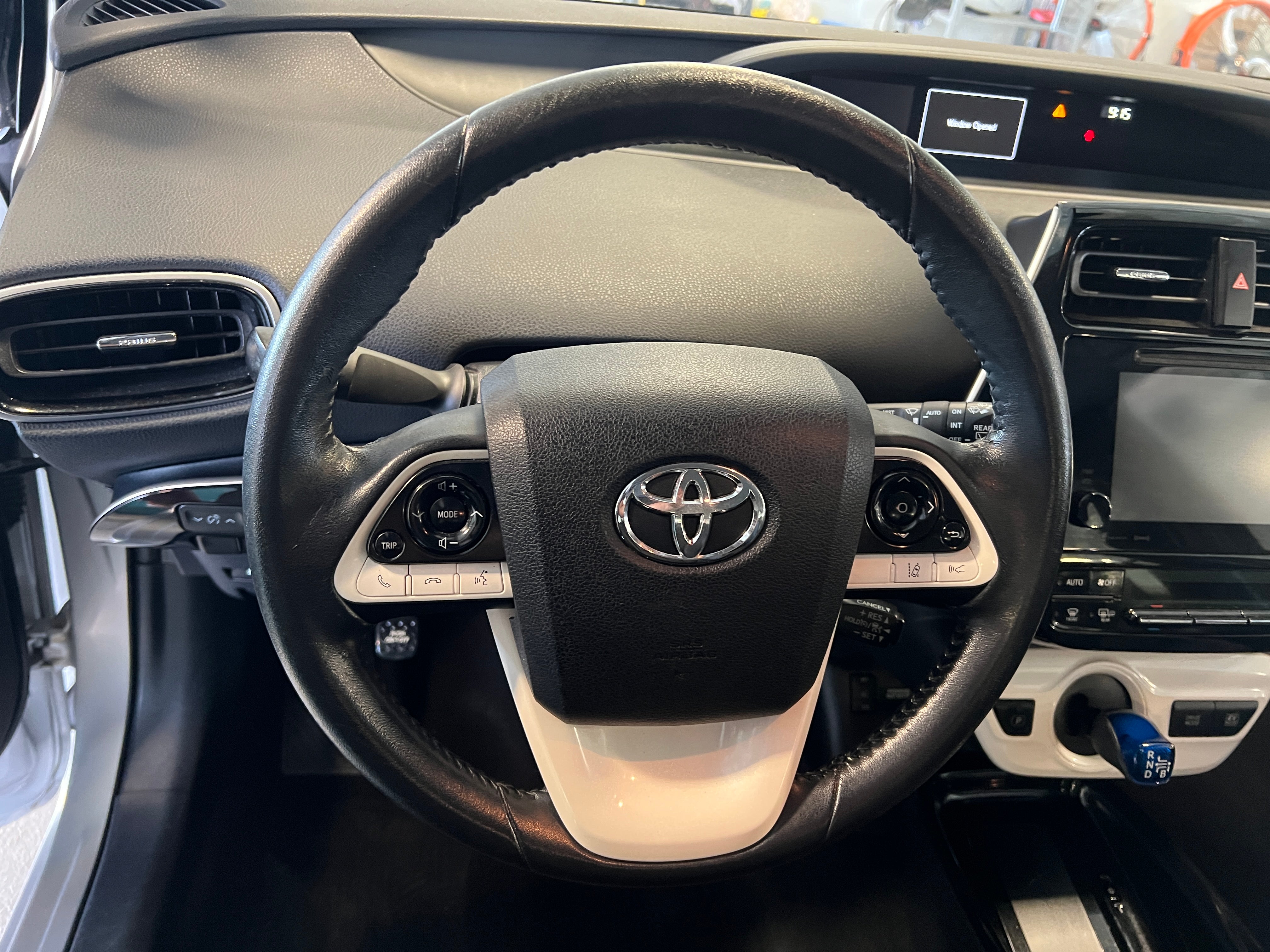 2017 Toyota Prius Four 4
