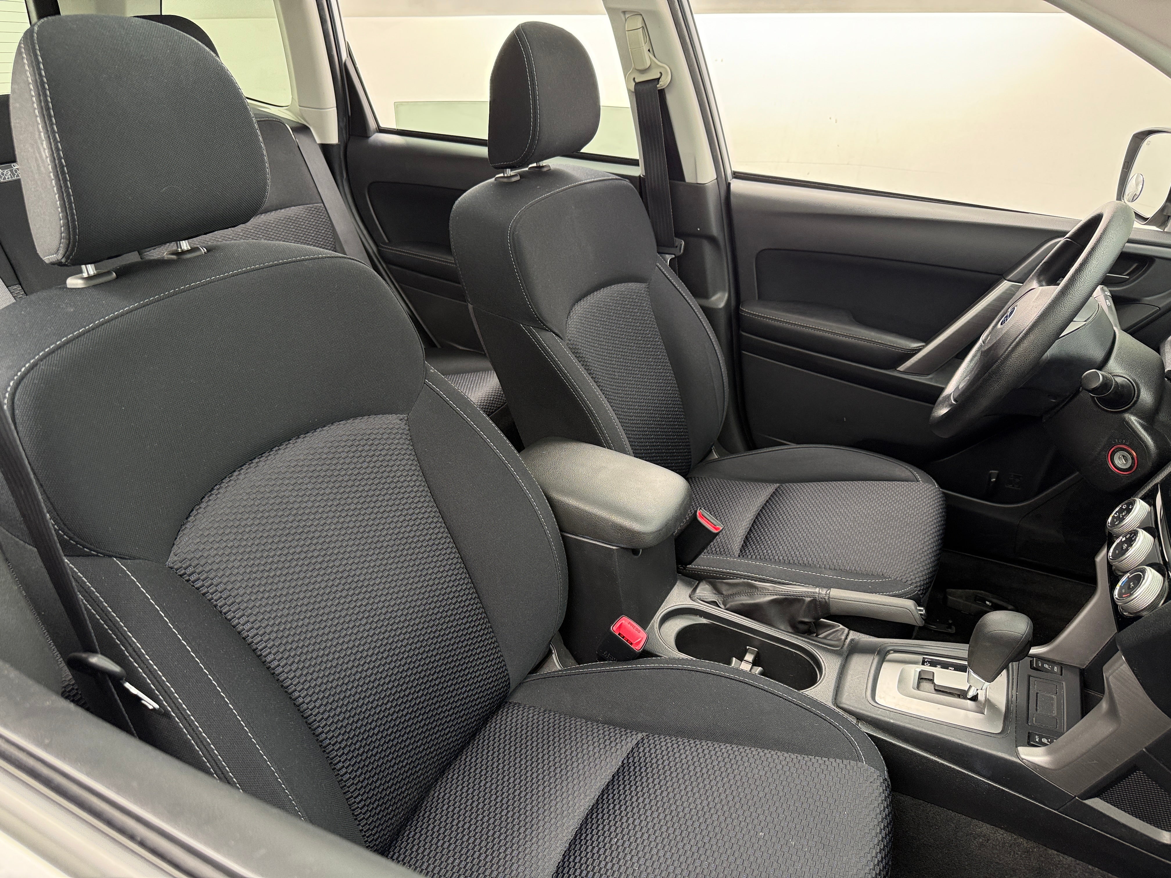 2016 Subaru Forester Premium 2