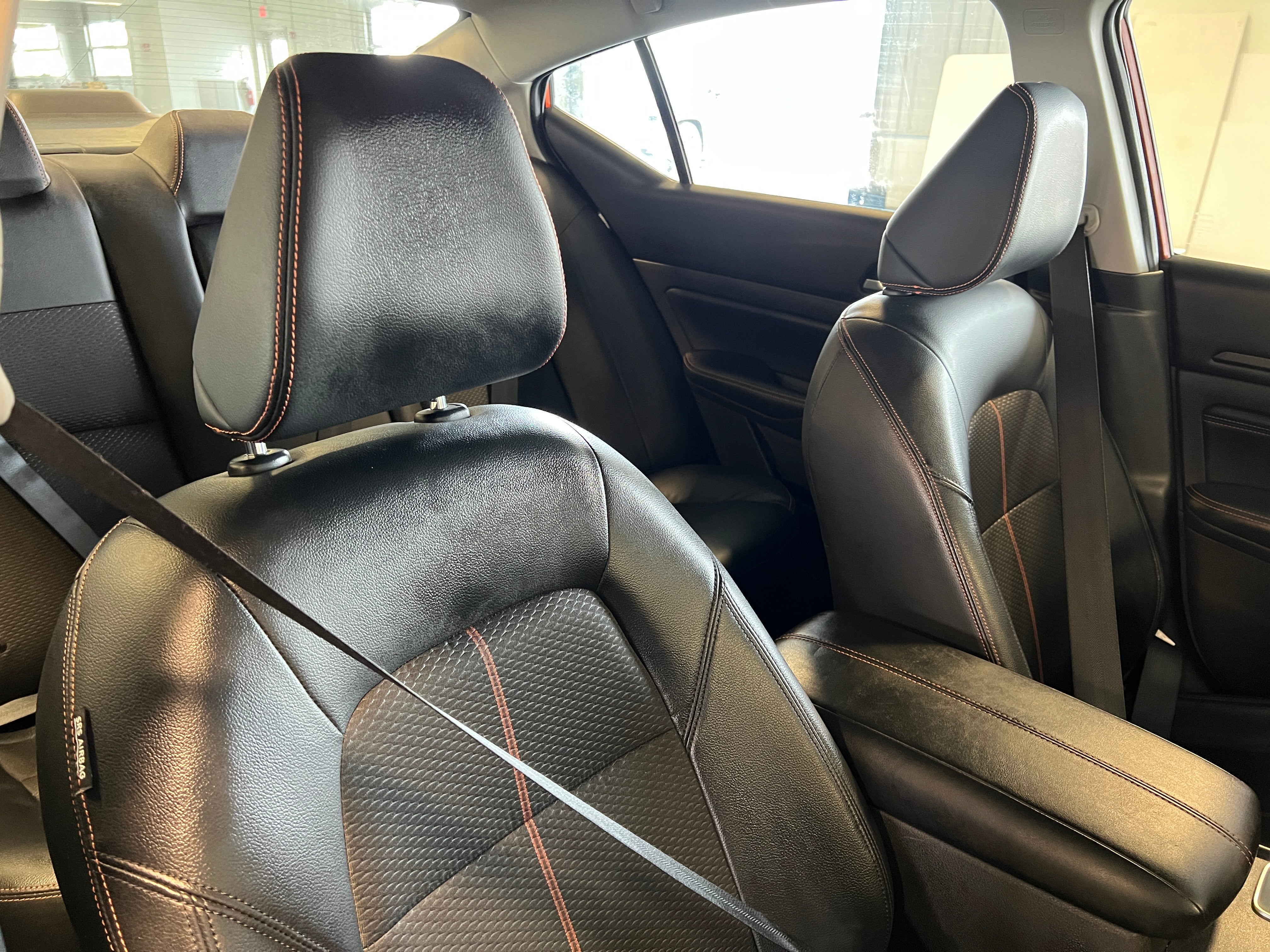 2019 Nissan Altima SR 2