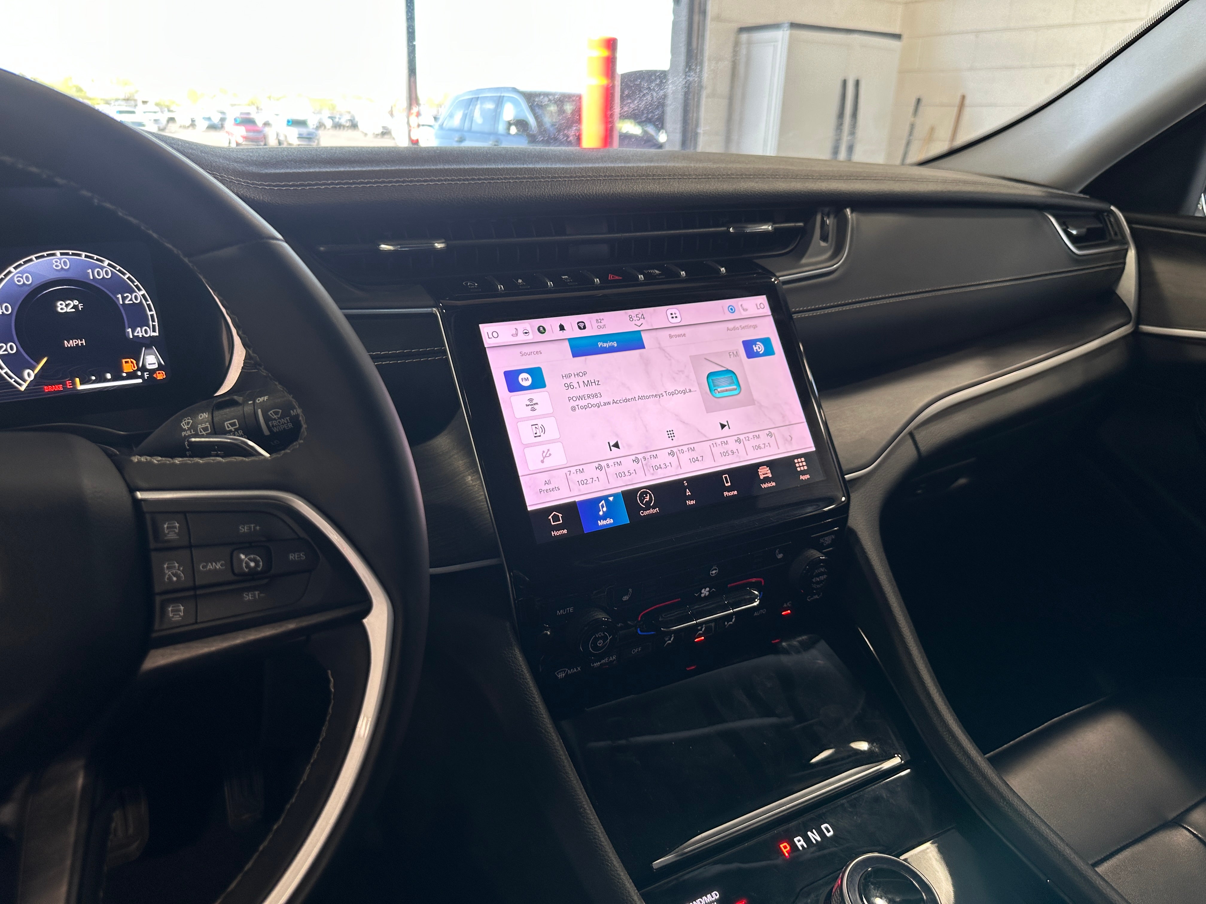 2023 Jeep Grand Cherokee Limited Edition 3