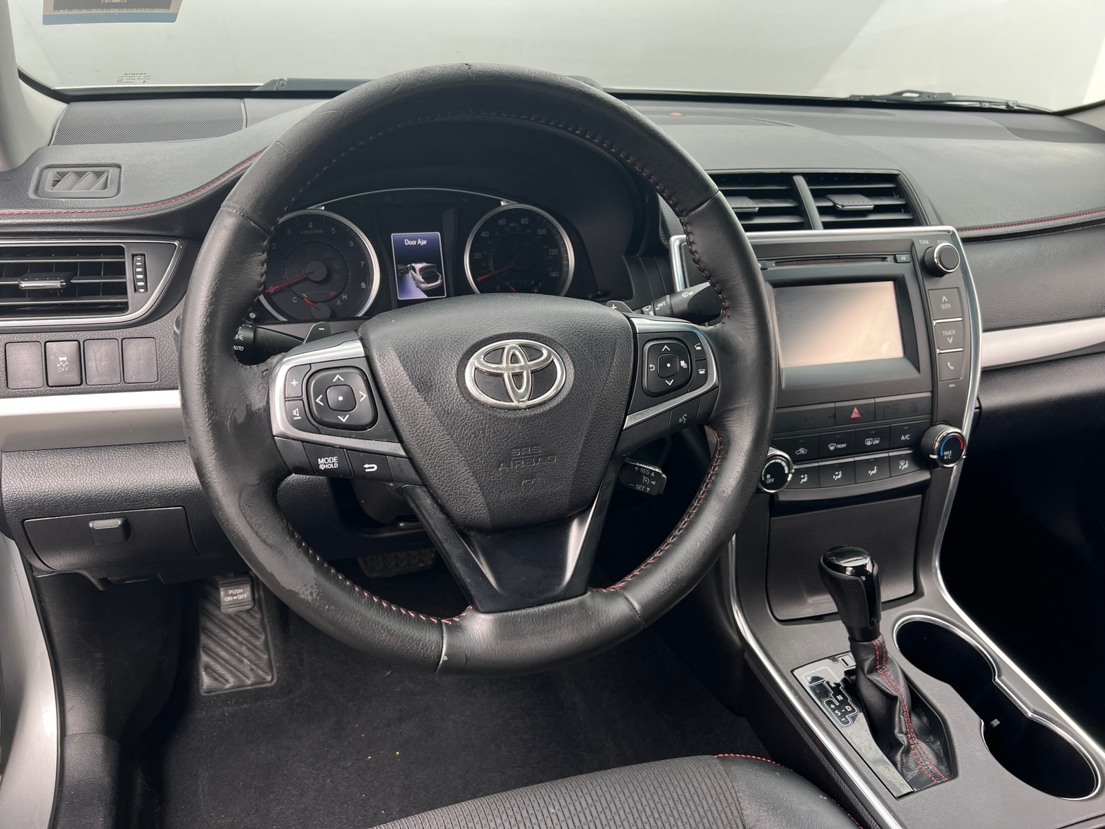 Thumbnail: 2016 Toyota Camry - 4