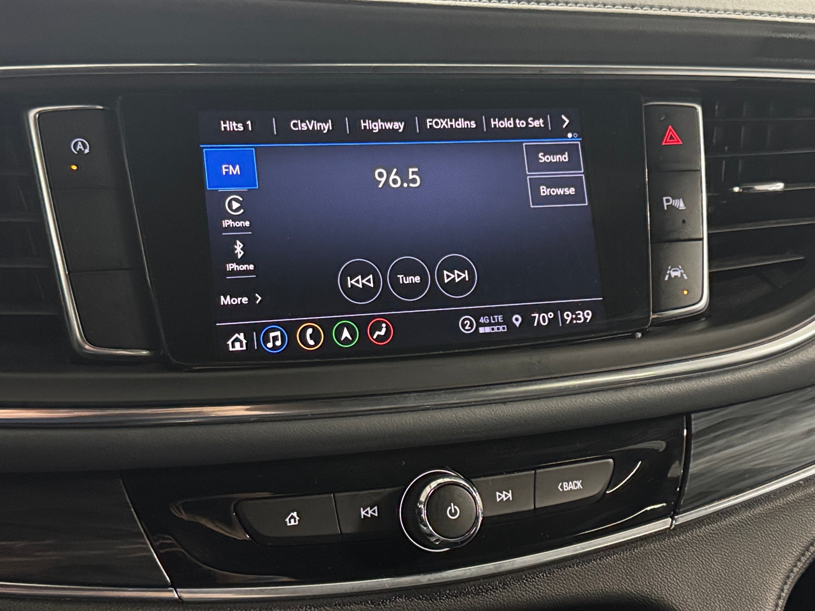 Thumbnail: 2022 Buick Enclave - 4