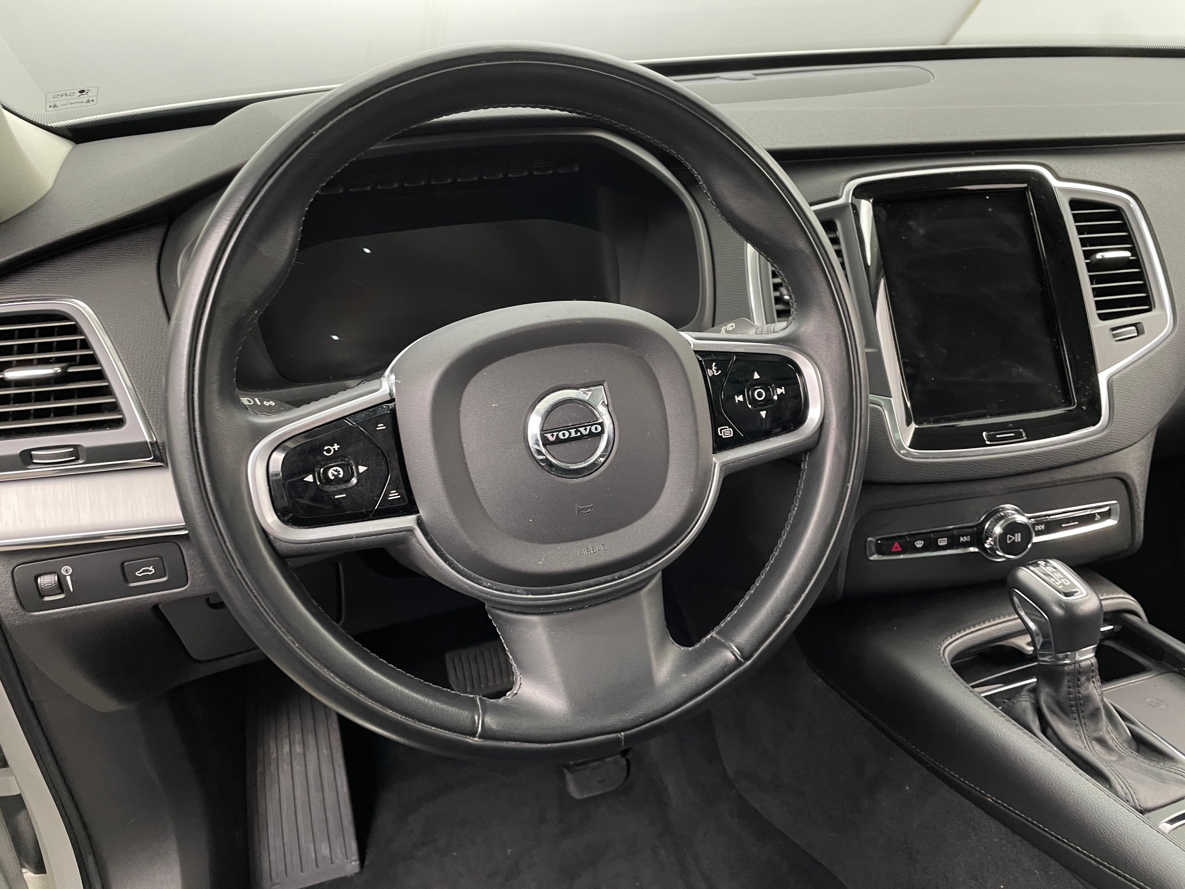 2021 Volvo XC90 T5 Momentum 4