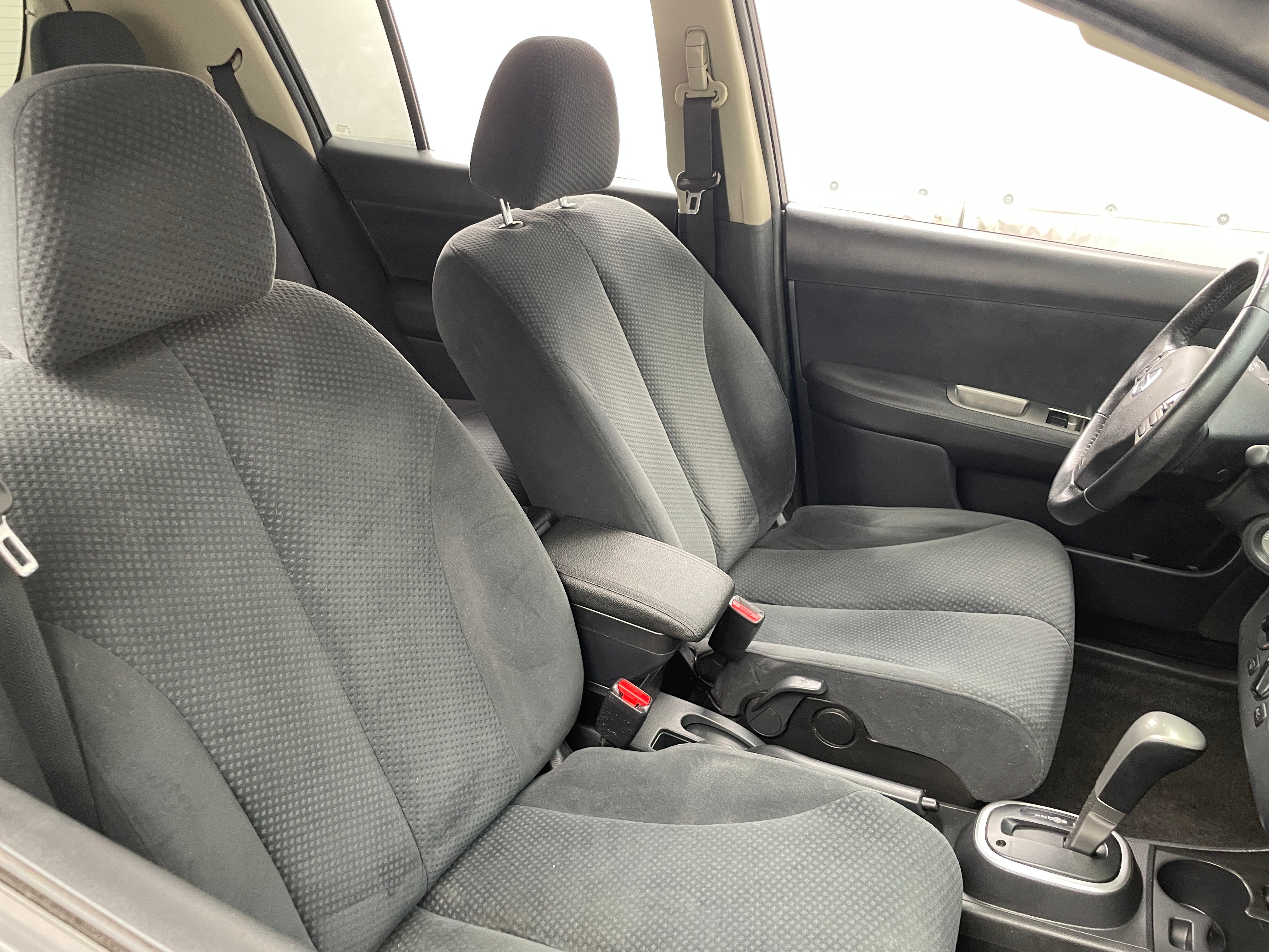 2012 Nissan Versa S 2
