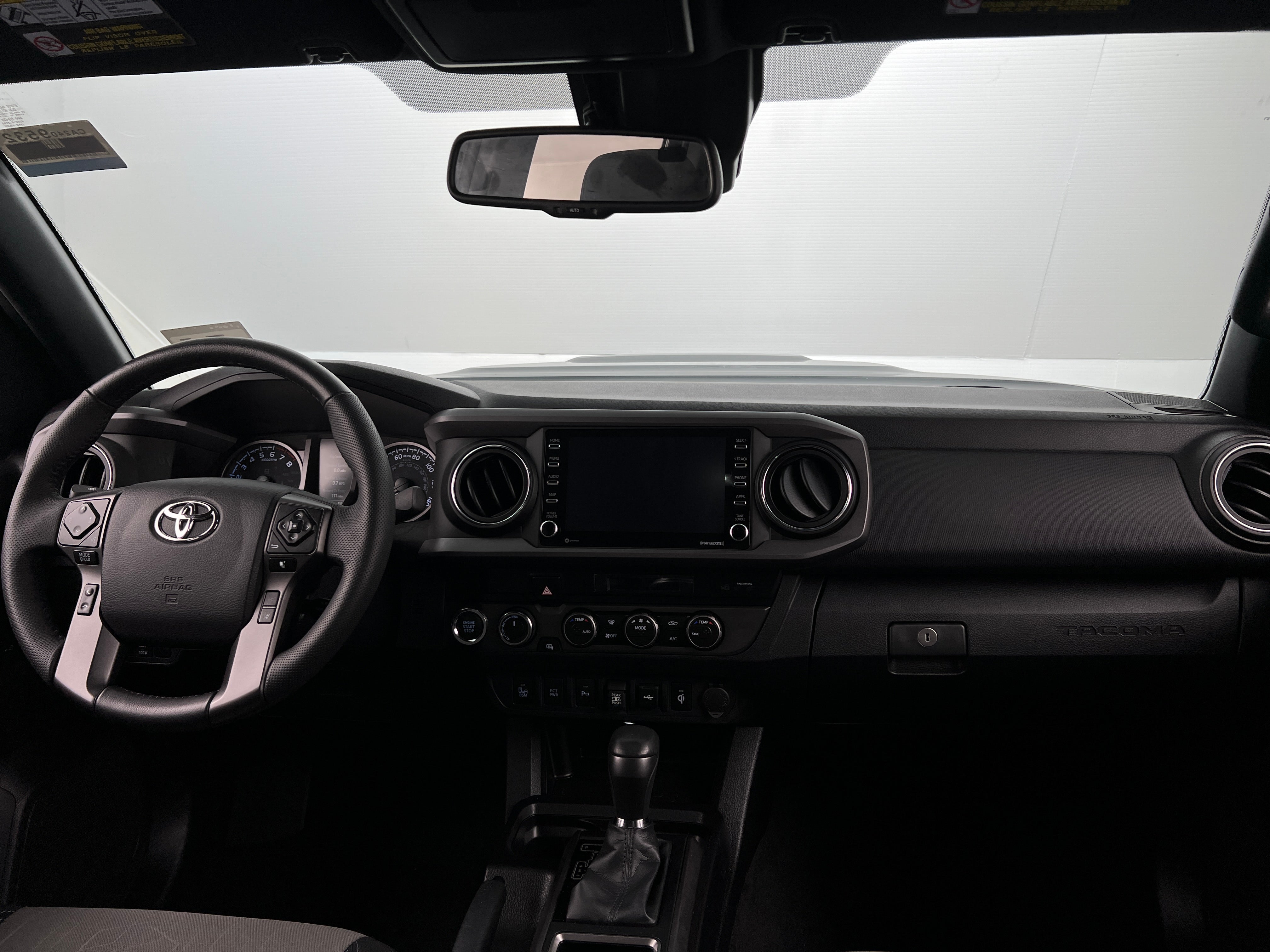 2023 Toyota Tacoma TRD Sport 3