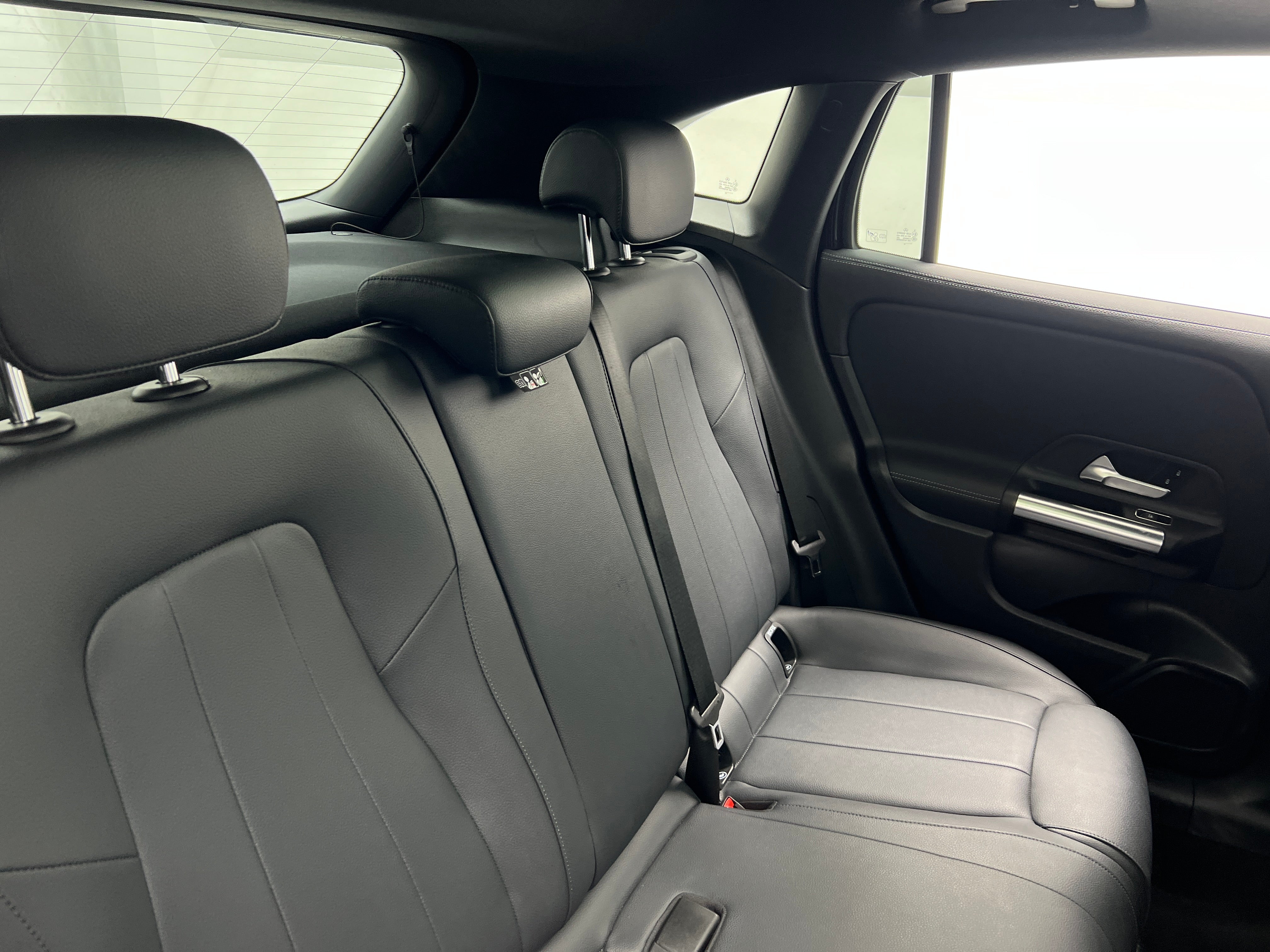 2022 Mercedes-Benz GLA 250 5