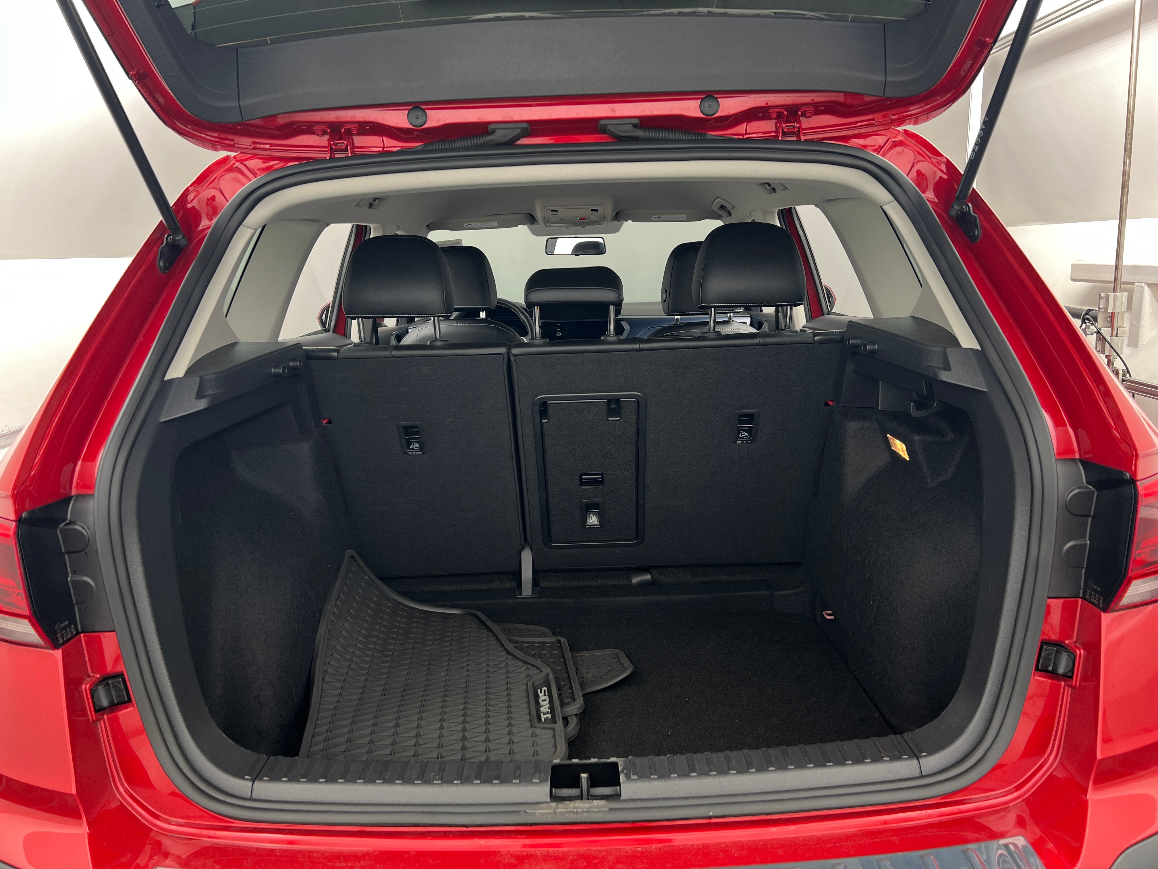 2022 Volkswagen Taos SE 6