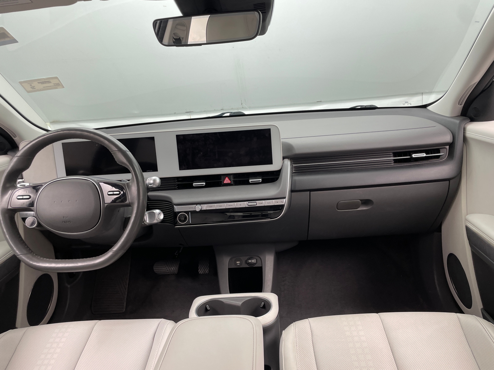 Thumbnail: 2022 Hyundai Ioniq 5 - 2