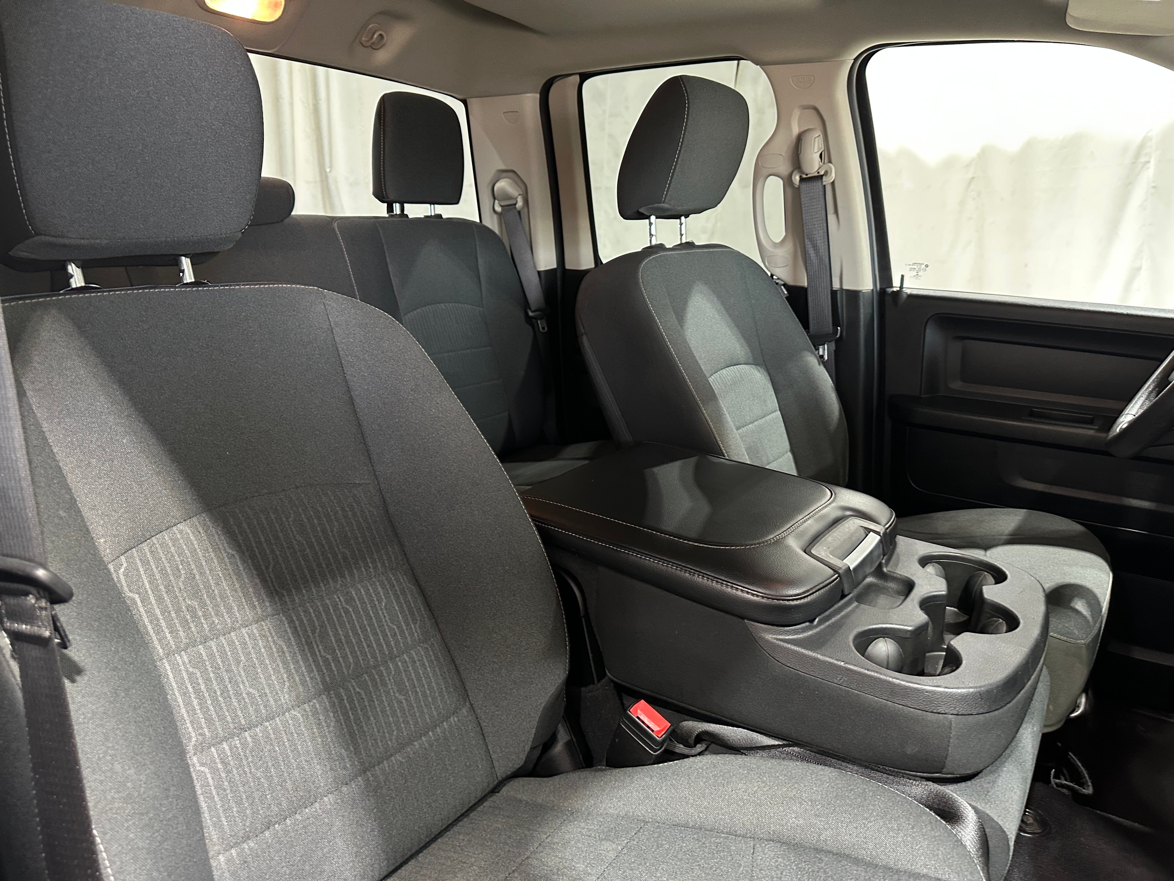 2022 RAM 1500 Classic Tradesman 2