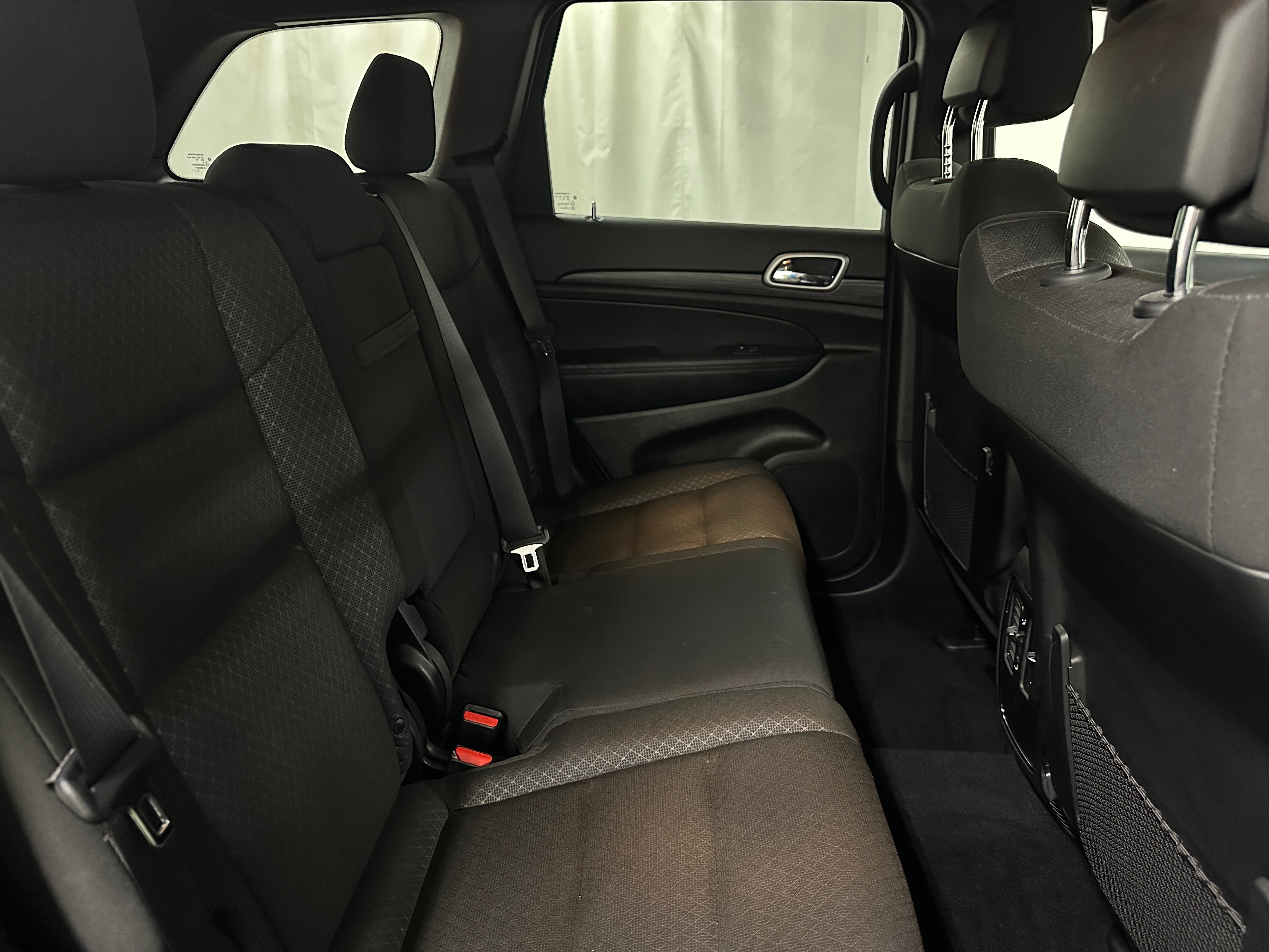 2020 Jeep Grand Cherokee Laredo 6