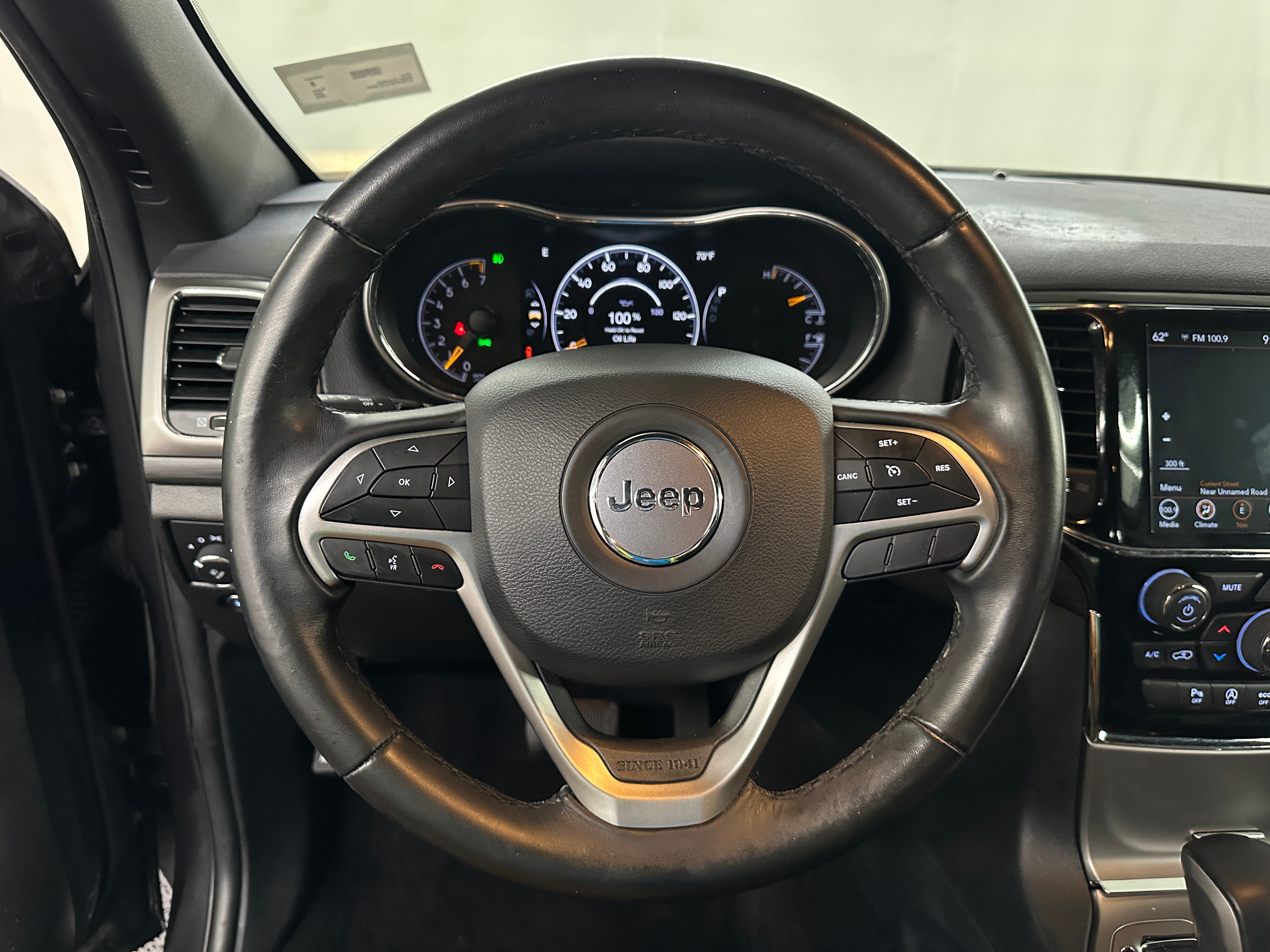 2020 Jeep Grand Cherokee Laredo 5